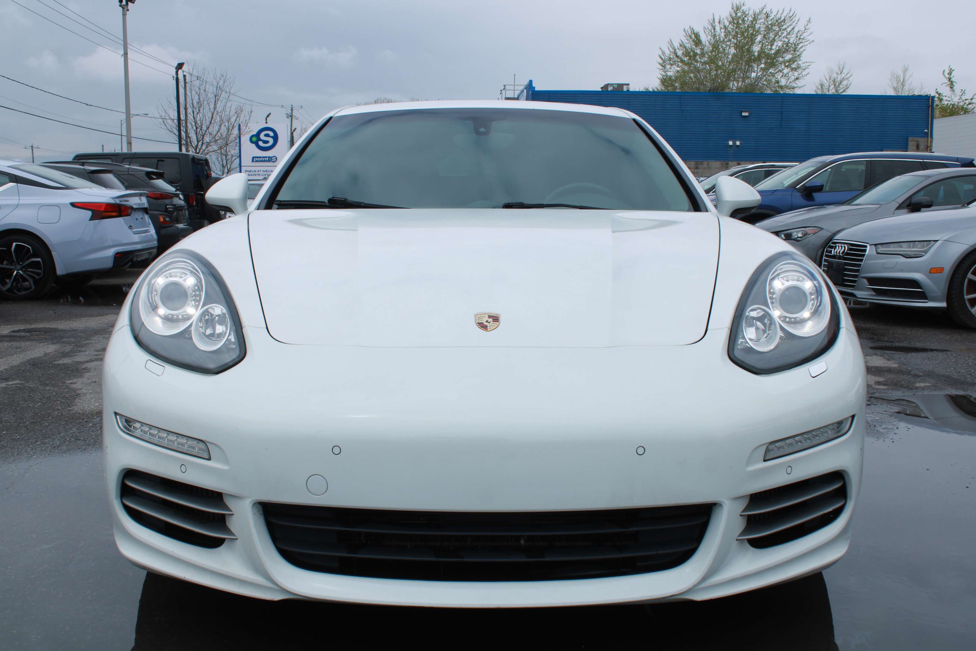 2014 Porsche Panamera 4S - Image 11