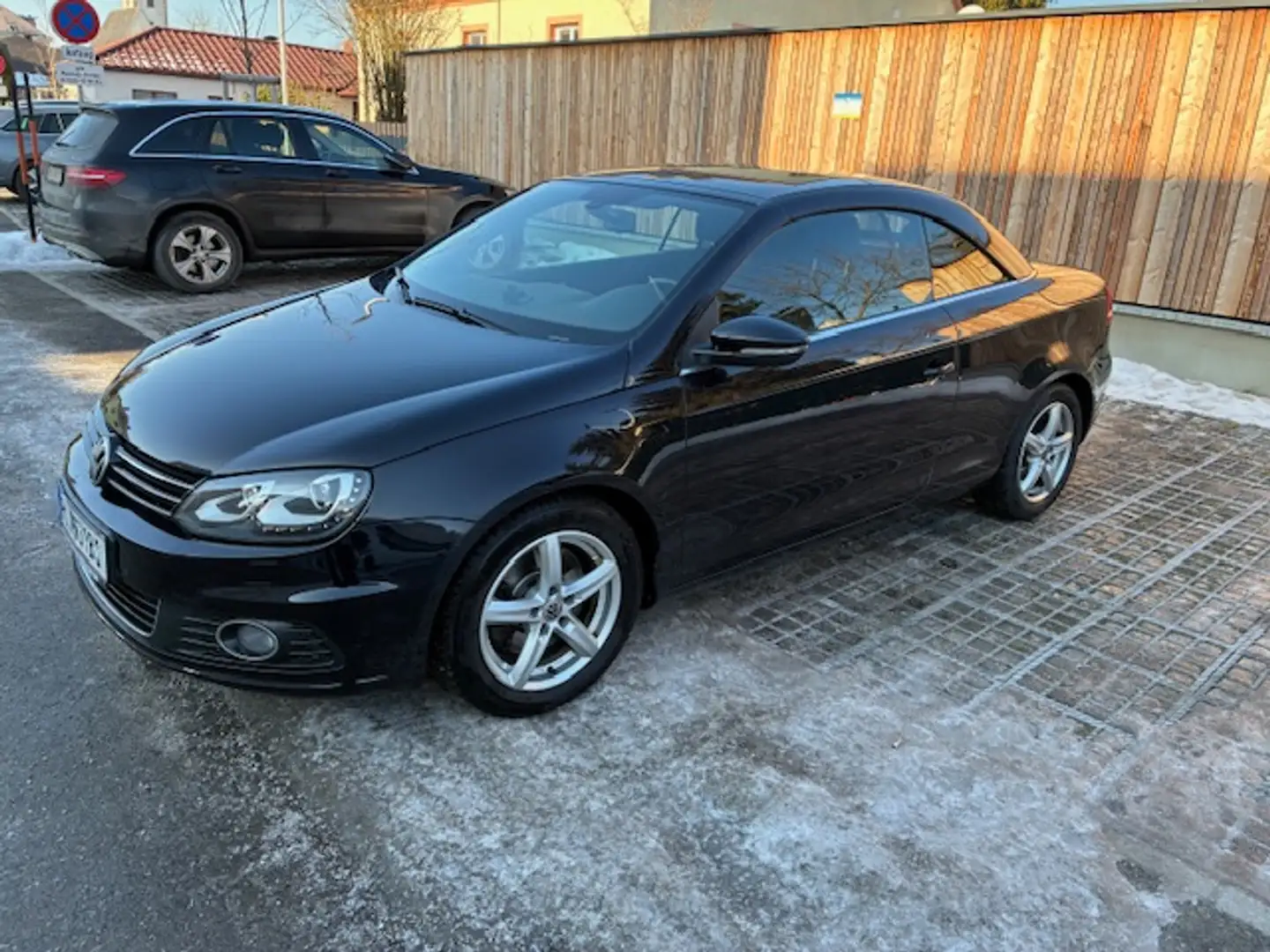 Volkswagen Eos Eos Sky 2,0 BMT TDI DPF Sky Schwarz - 2