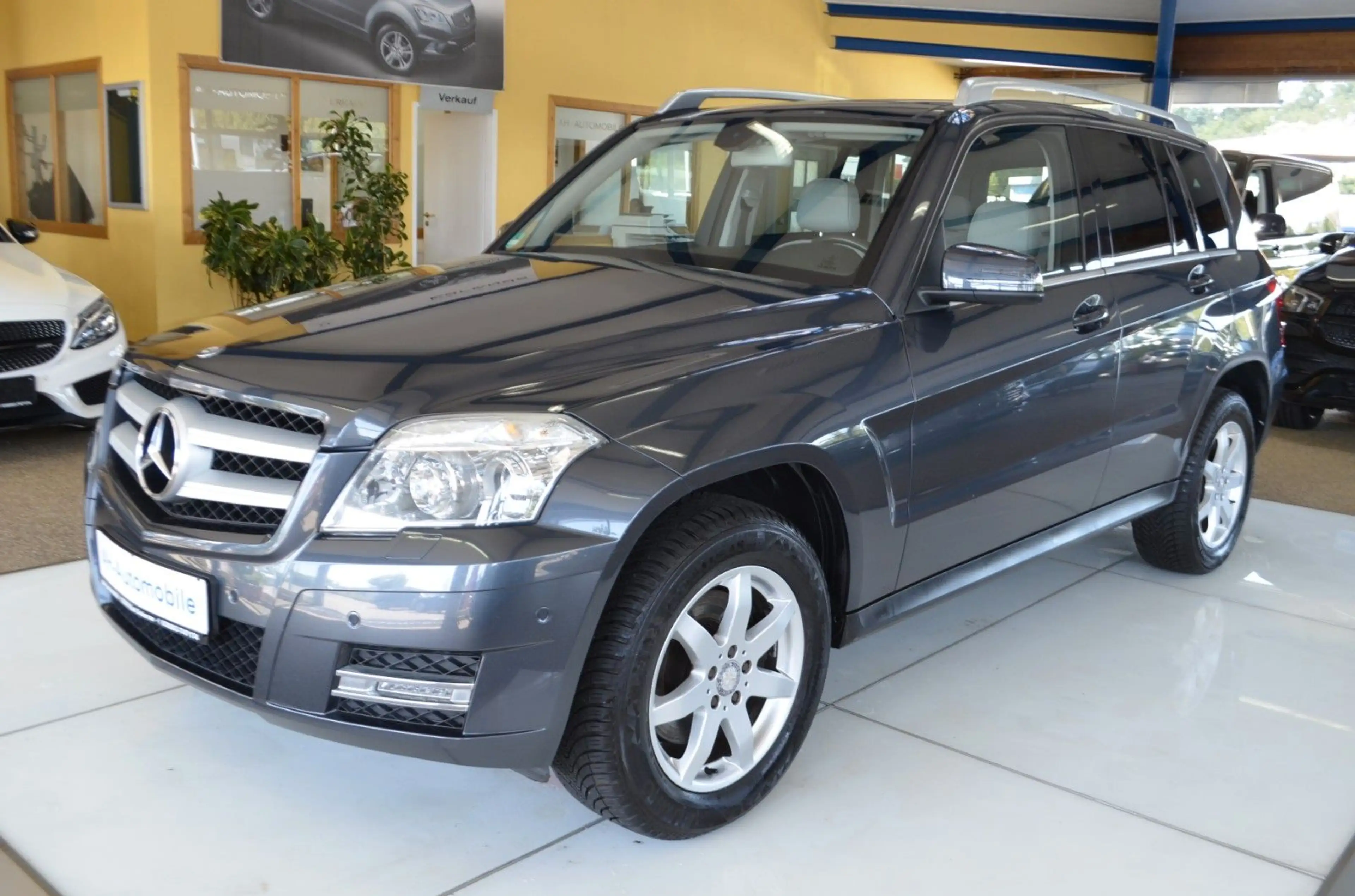 Mercedes-Benz GLK 350 CDI 4Matic XENON / NAVI / LEDER / PANO