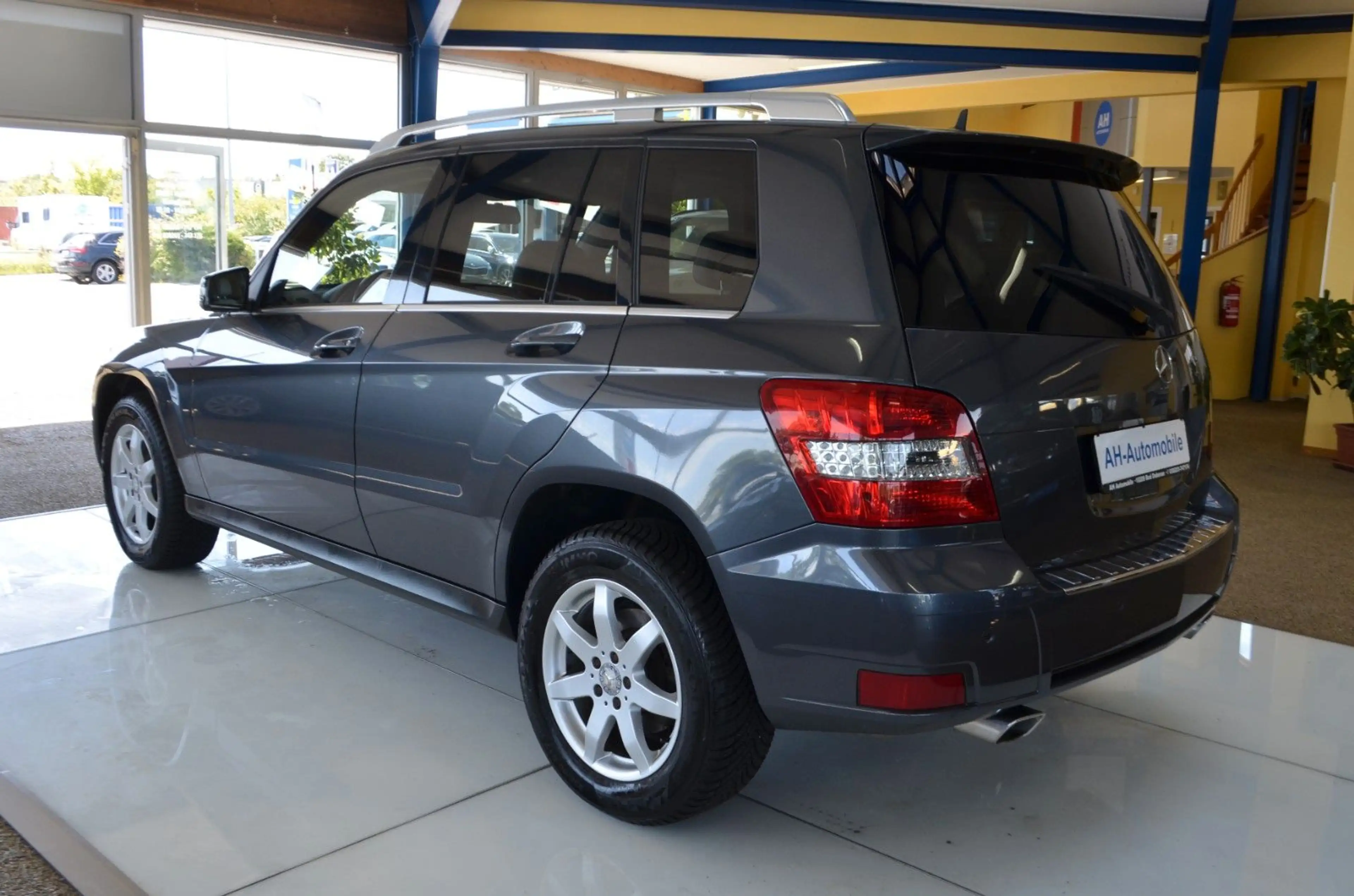 Mercedes-Benz GLK 350 CDI 4Matic XENON / NAVI / LEDER / PANO — photo 3