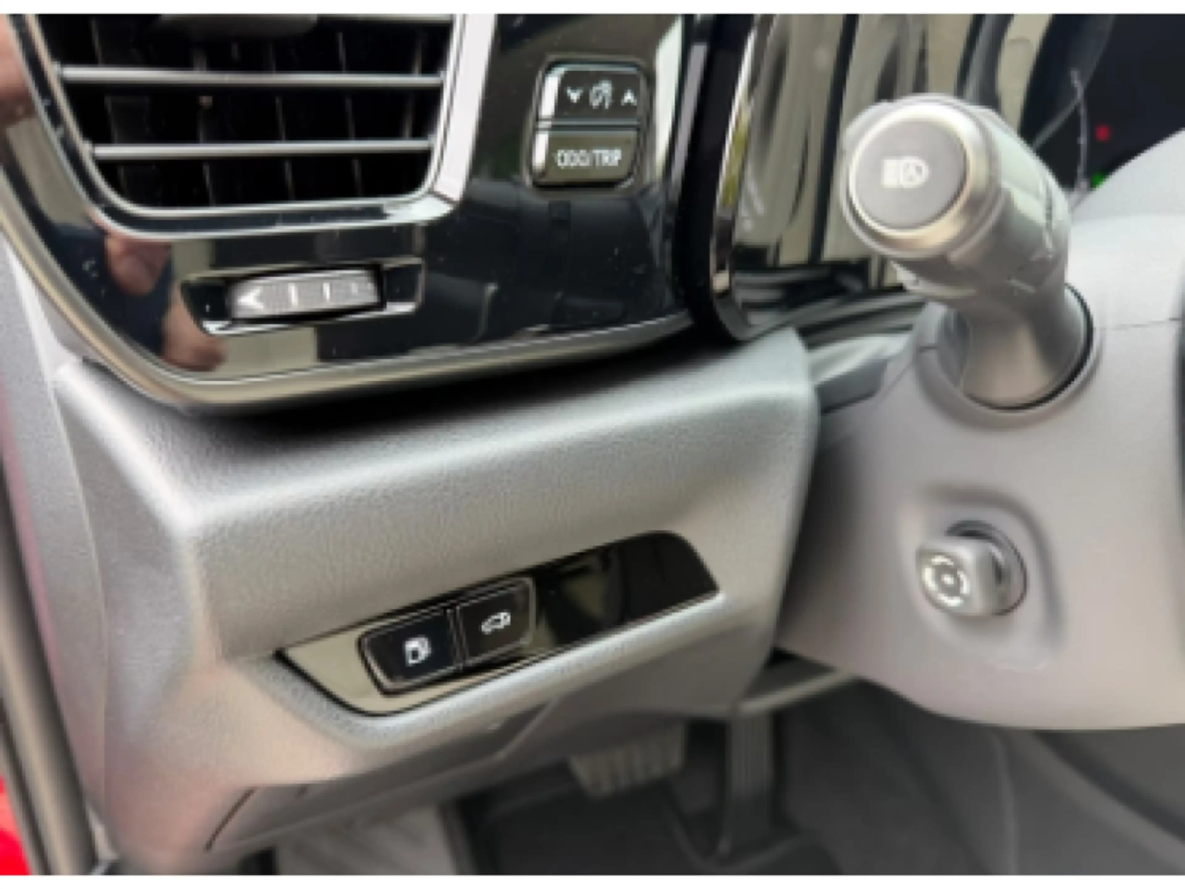 Lexus NX 450h+ Luxury Line — photo 13