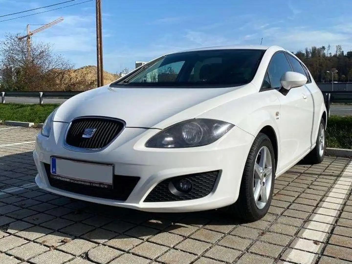 SEAT Leon Leon Chili 1,2 TSI Chili Weiß - 1