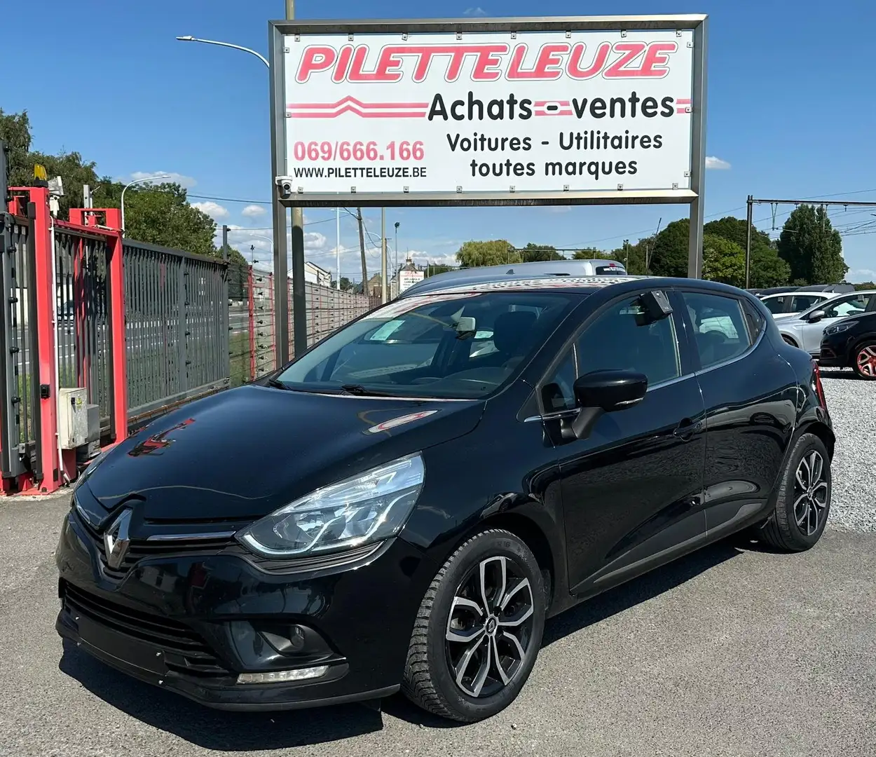 Renault Clio Clio 0.9 TCe Intens (EU6c) Noir - 1