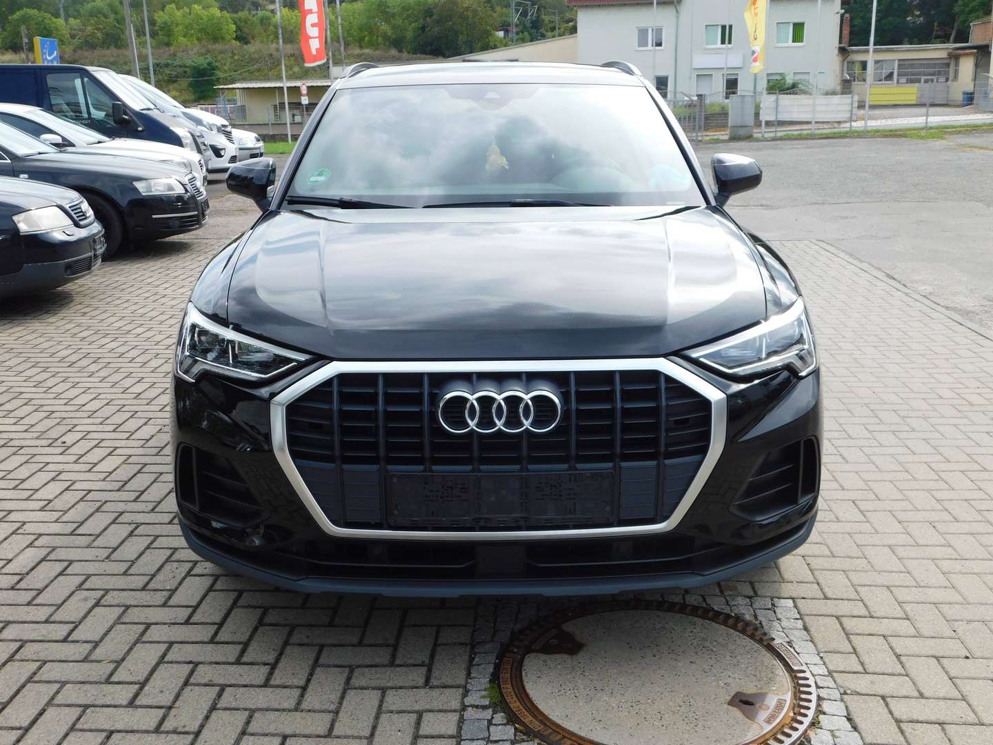 Audi Q3 nuo 380 €/ mėn Benzinas 2020m. Kita Mechaninė