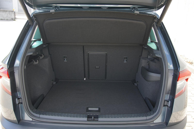 Skoda Karoq 1.5TSI Style DSG Navi AHK Kamera ACC 1.Hd* — photo 24