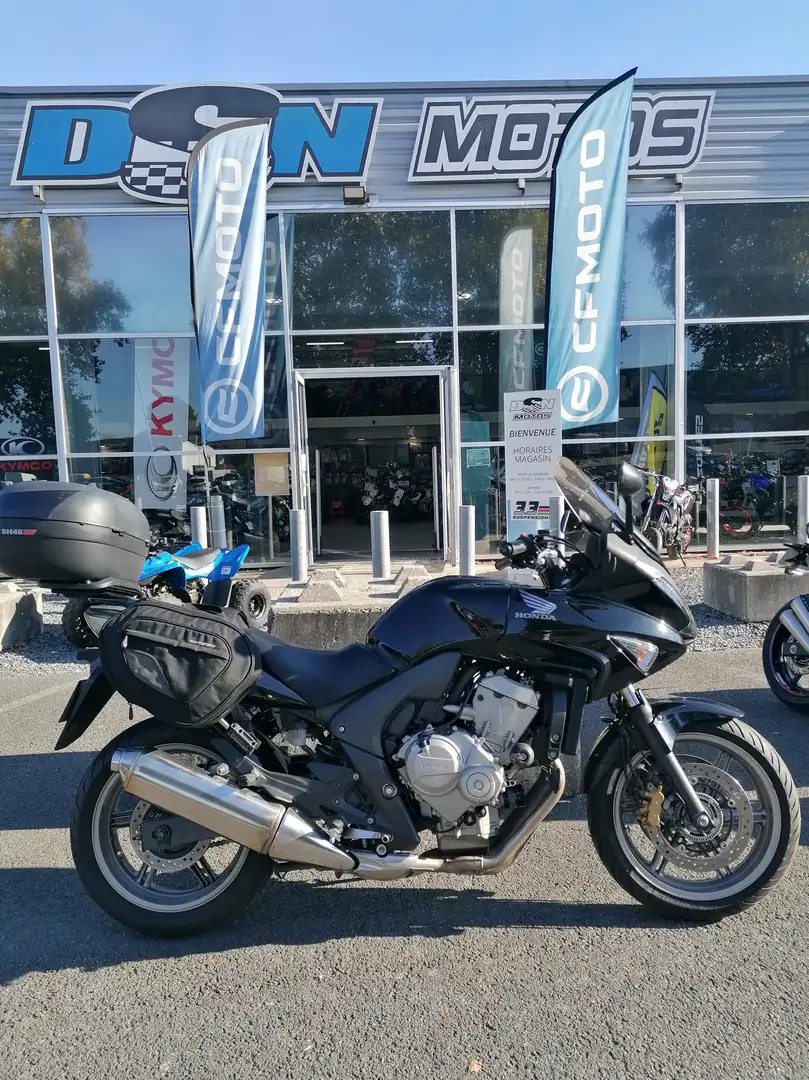 Honda CBF 600 Schwarz - 1