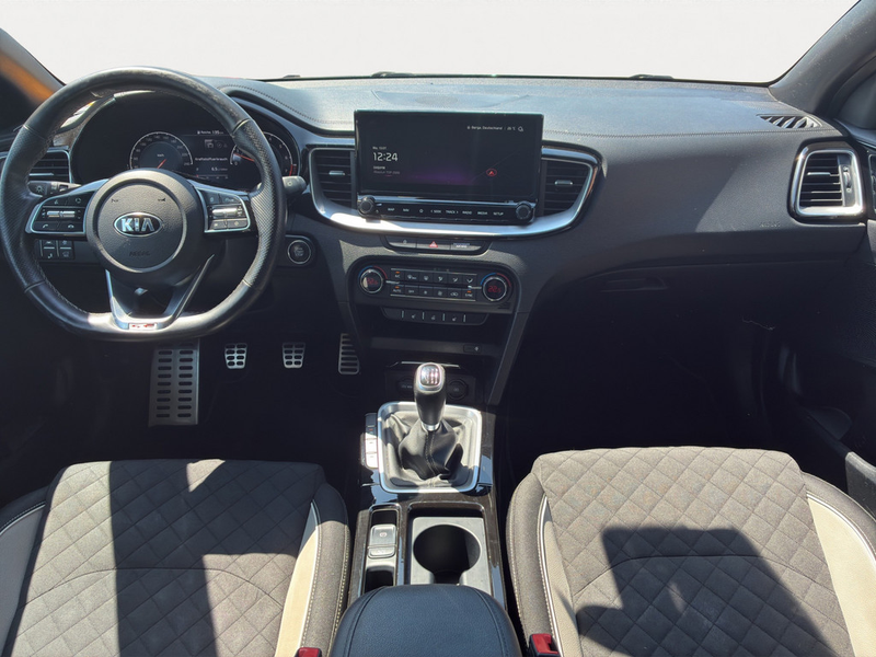 Kia ProCeed / pro_cee'd — photo 12