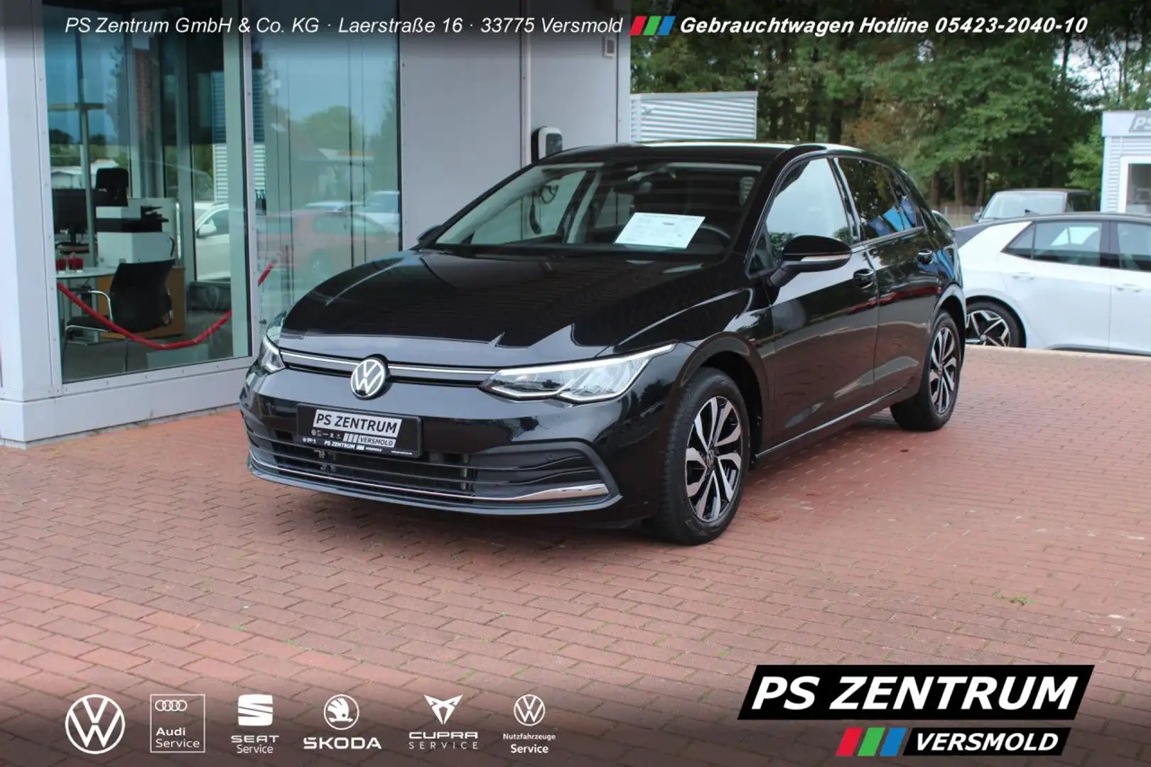 Volkswagen Golf VIII 2.0 TDI DSG Active AHK RFK ACC NAVI LED Schwarz - 1