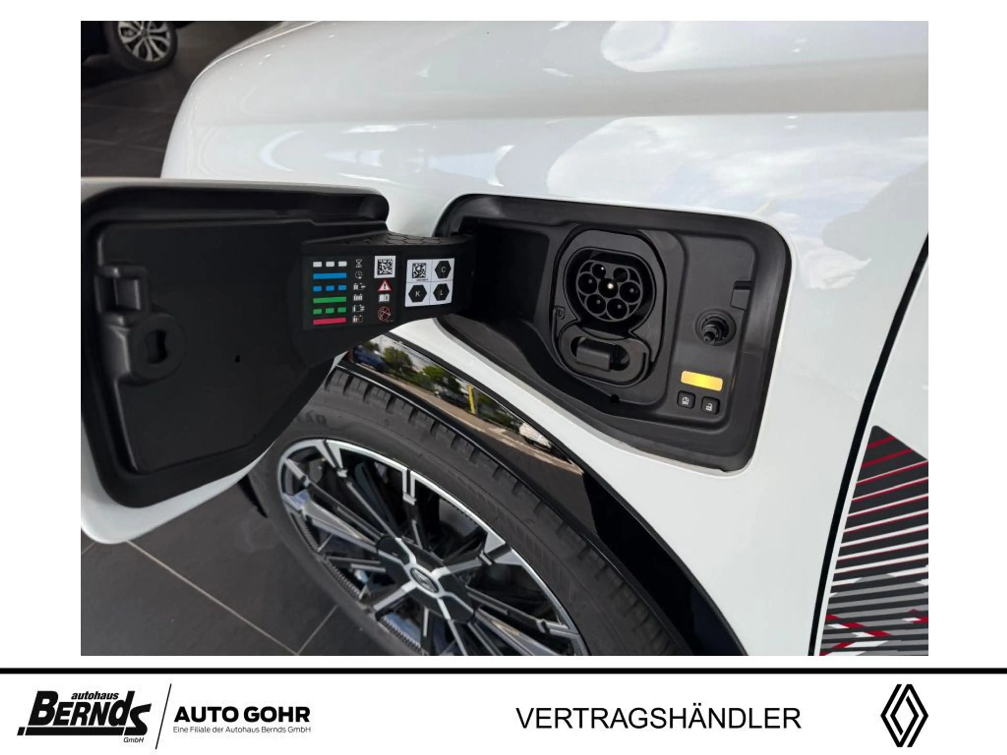 Renault R 5 E-Tech Iconic Five 150 Comfort Range NAVI SHZ LHZ — photo 11