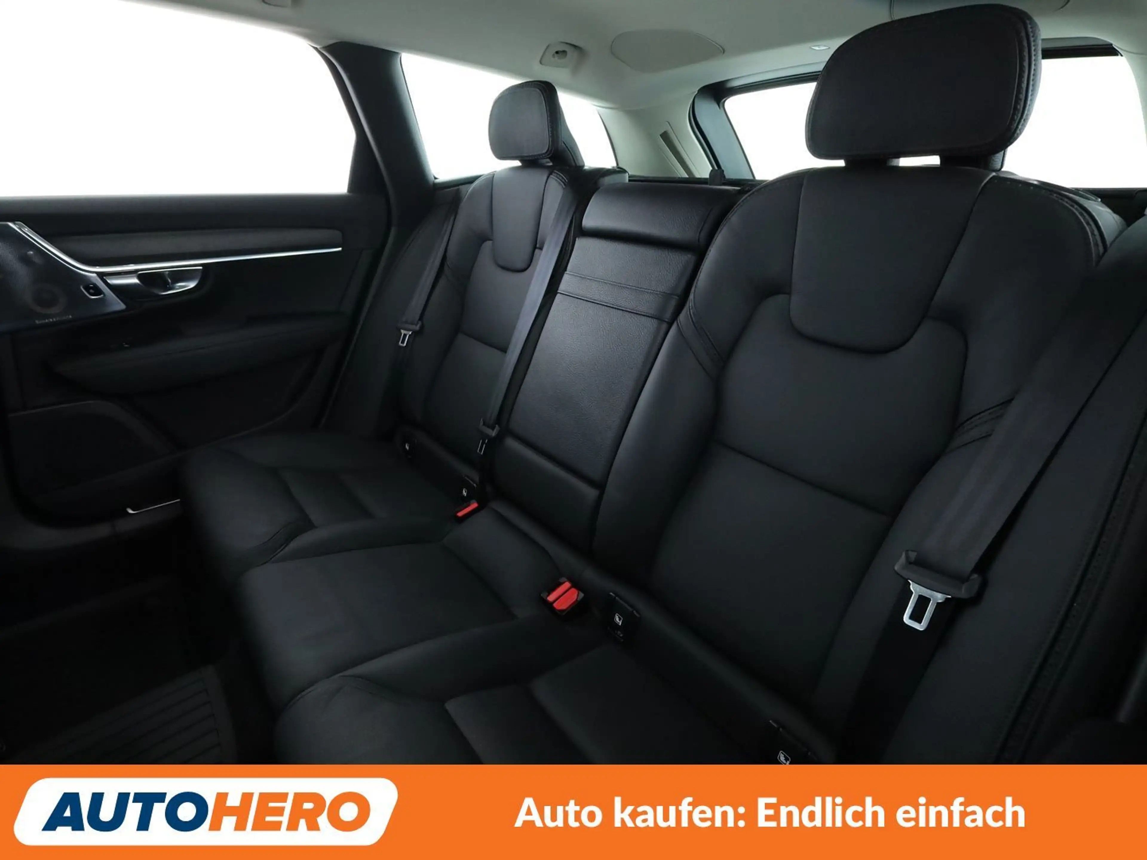 Volvo V90 Cross Country 2.0 D4 AWD Aut.*360CAM*B&W*ACC*LED*NAVI*PDC* — photo 15