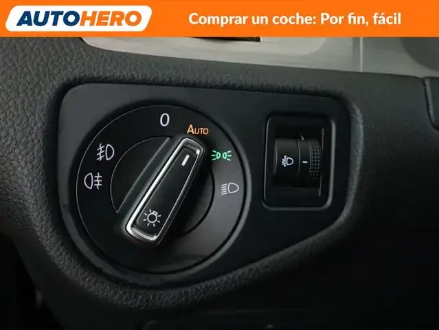 Volkswagen Golf view 27