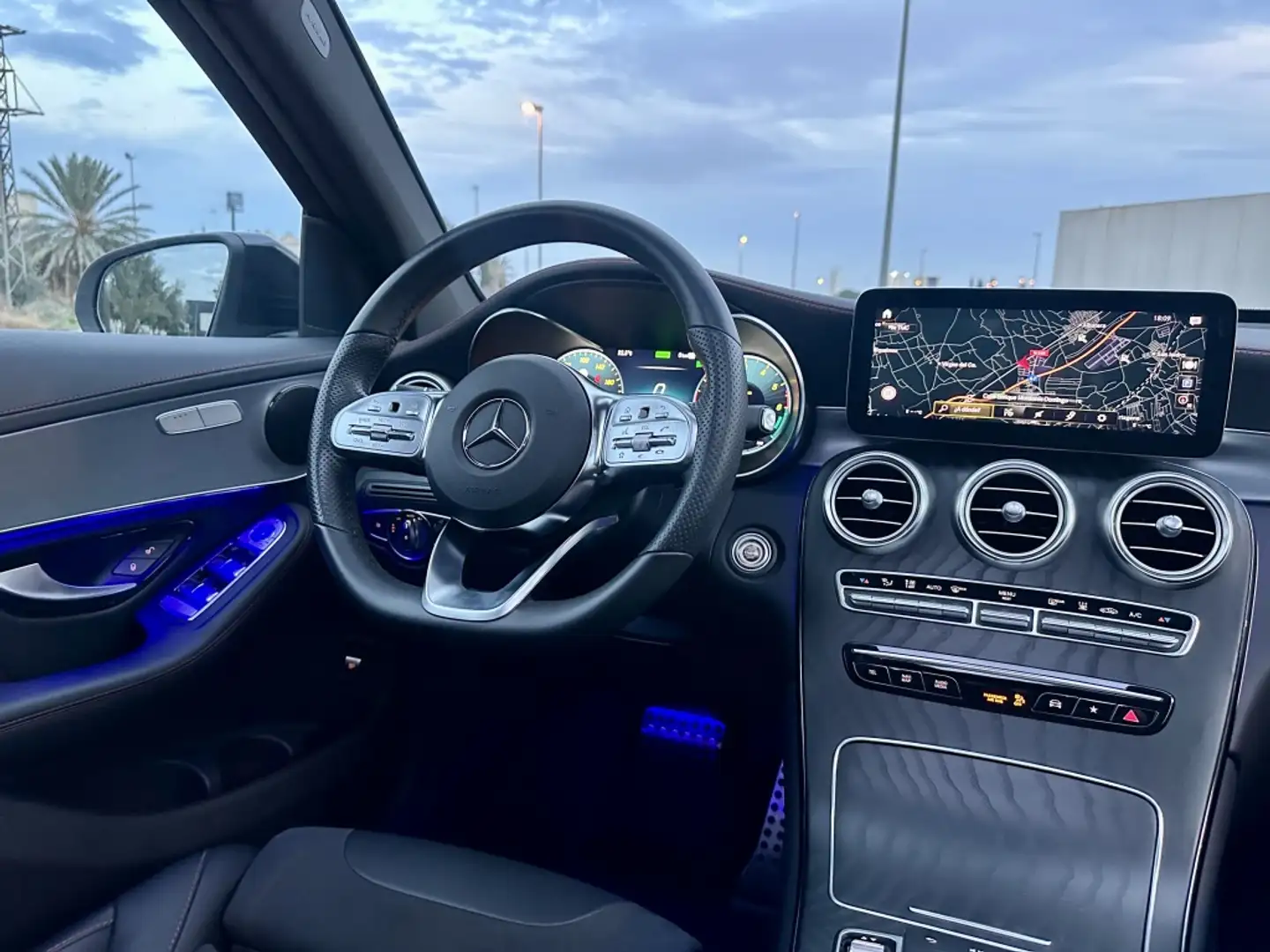 Mercedes-Benz GLC 300 300de 4Matic 9G-Tronic Blanco - 2