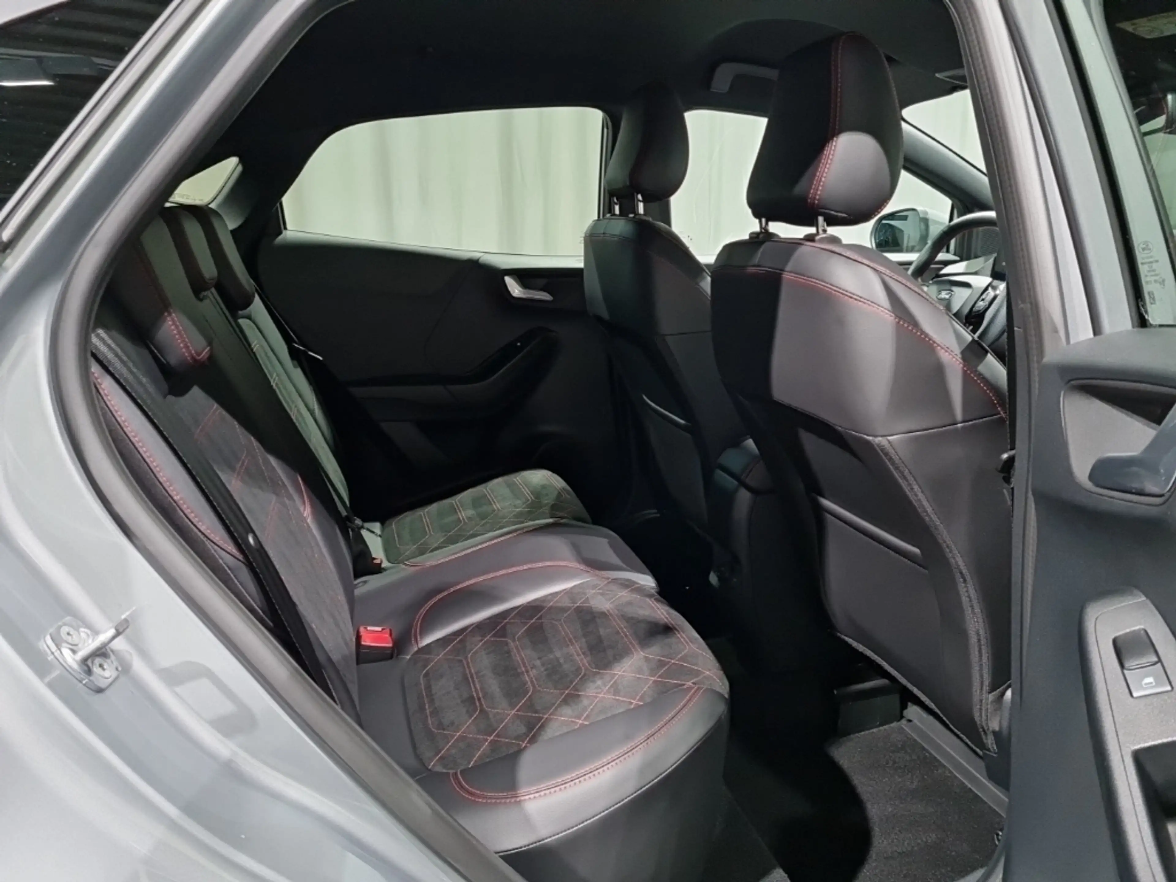 Ford Puma 1.0 MHEV ST-Line X*LED*AUTO*ACC*-39%* — photo 8