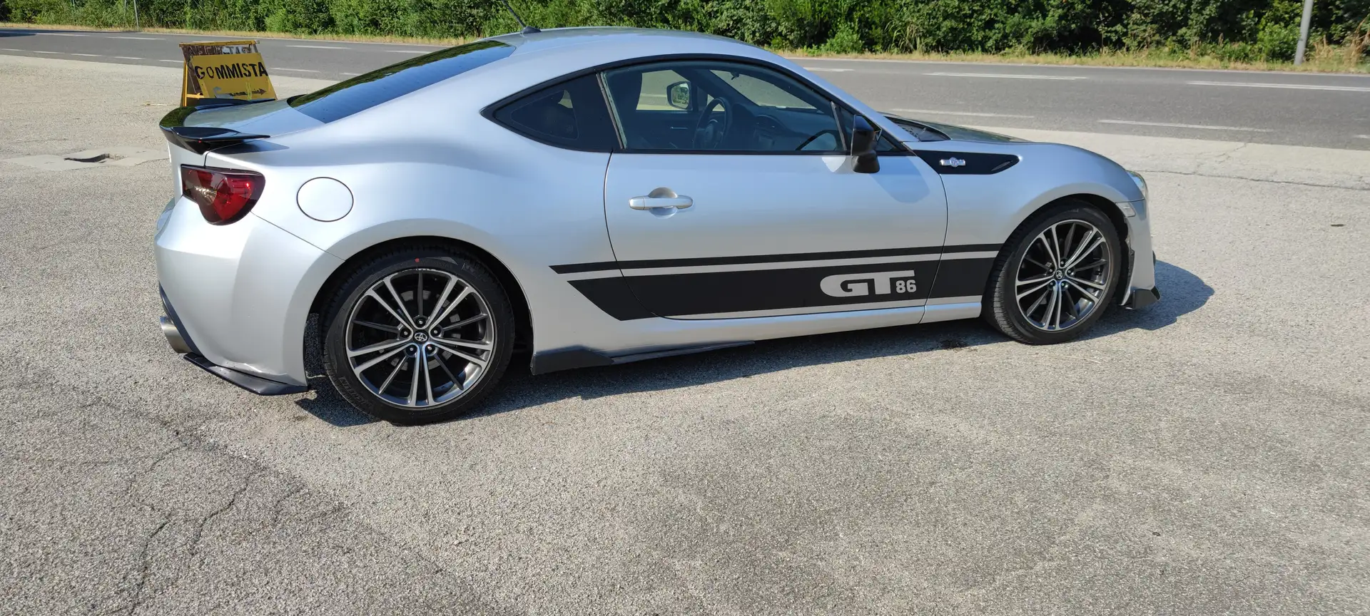 Toyota GT86 GT86 2.0 Rock&Road VALUTO PERMUTA PARZIALE Argent - 2