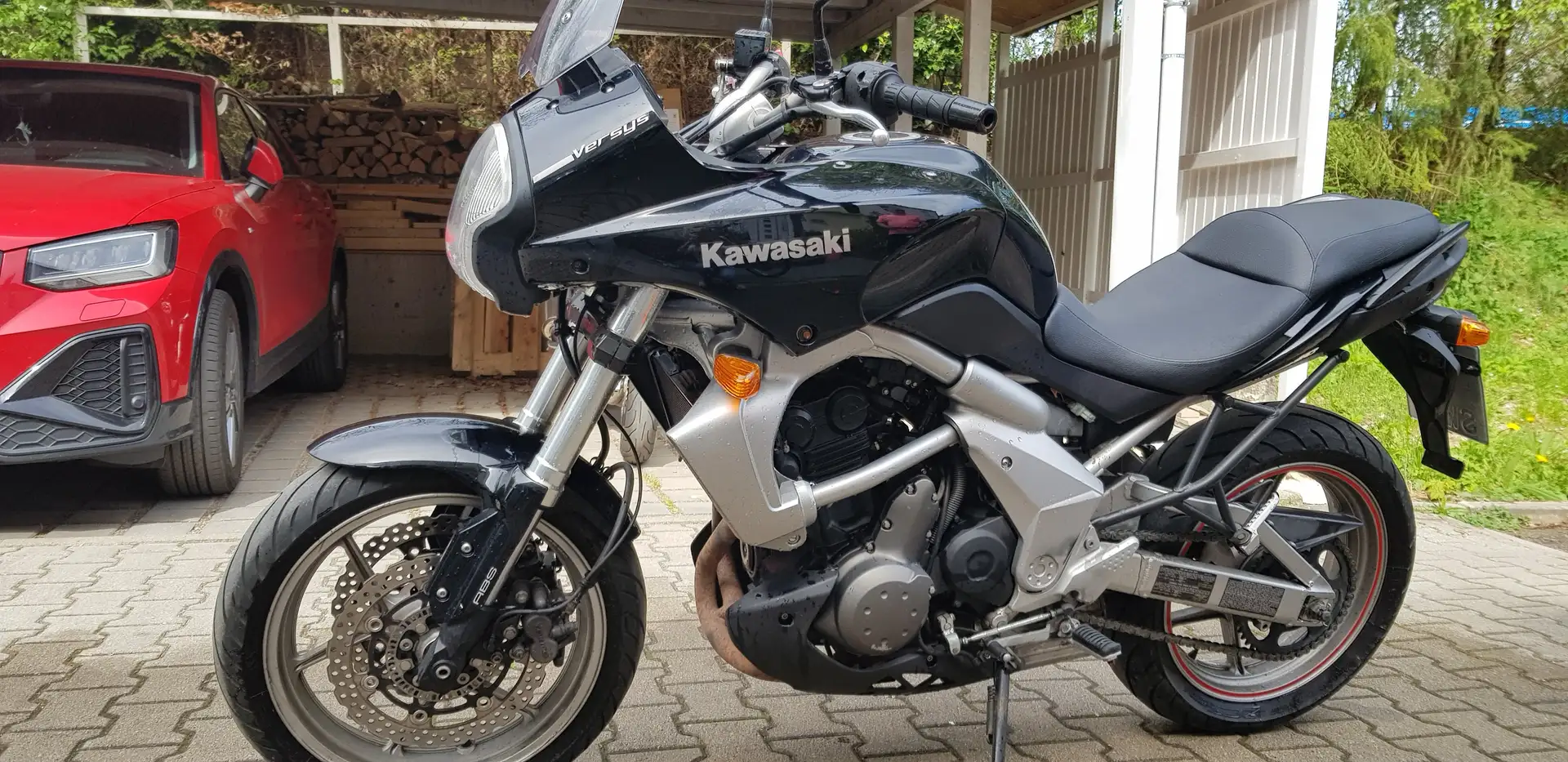 Kawasaki Versys 650 Negru - 1