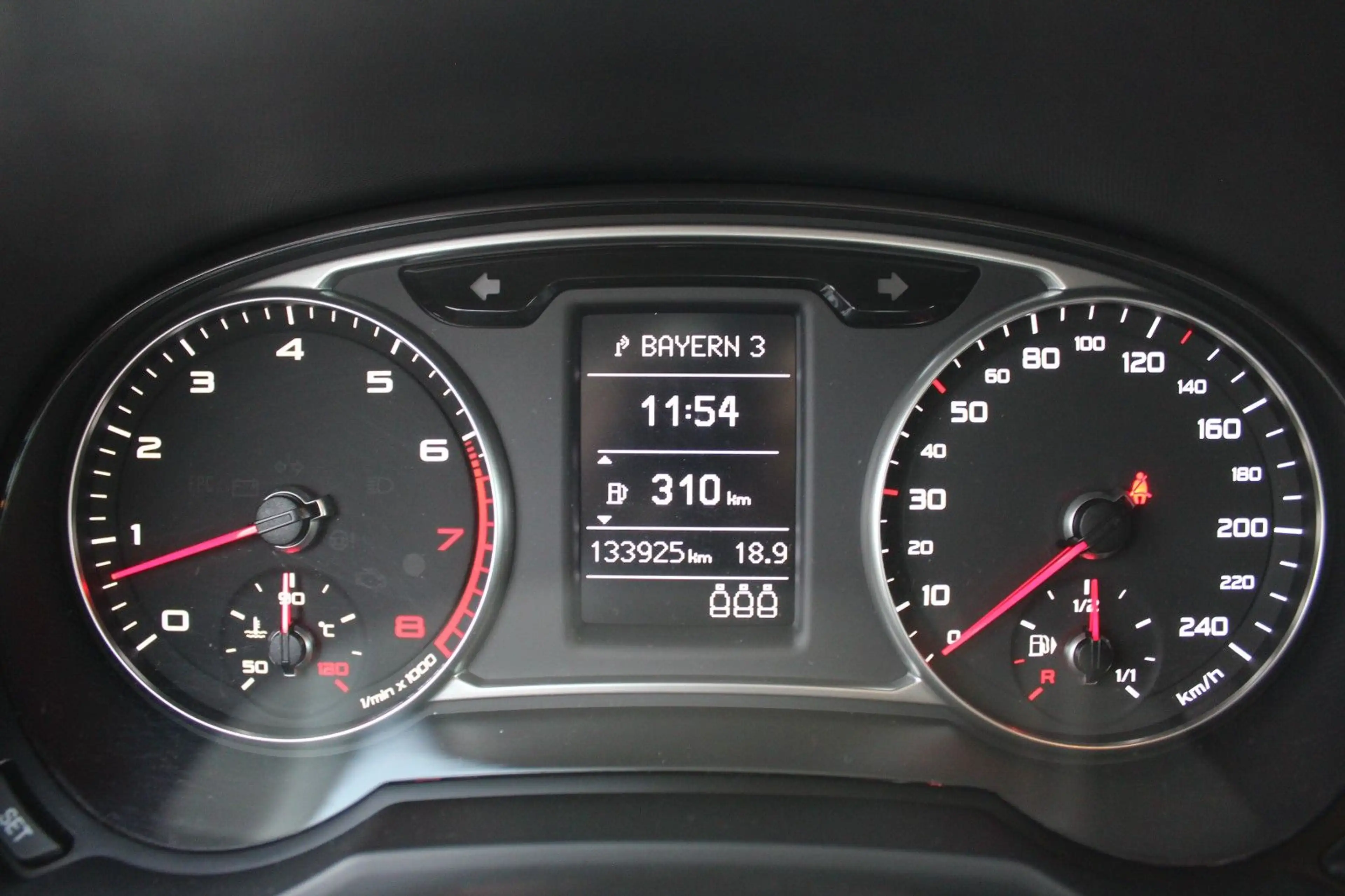 Audi A1 Sportback 1.4 TFSI Ambit. | Klimaauto. | SHZ — photo 12
