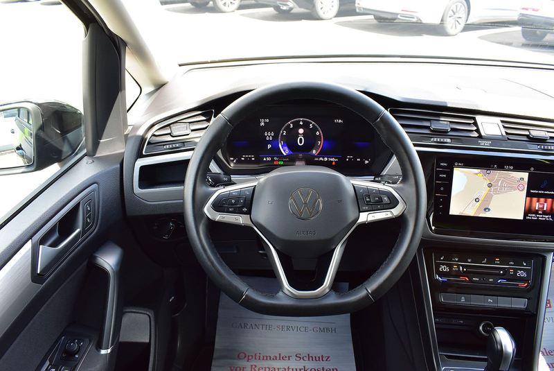Volkswagen Touran 1,5TSI IQ.LIGHT+ACC+Kamera+7Sitzer+17"Alu — photo 15