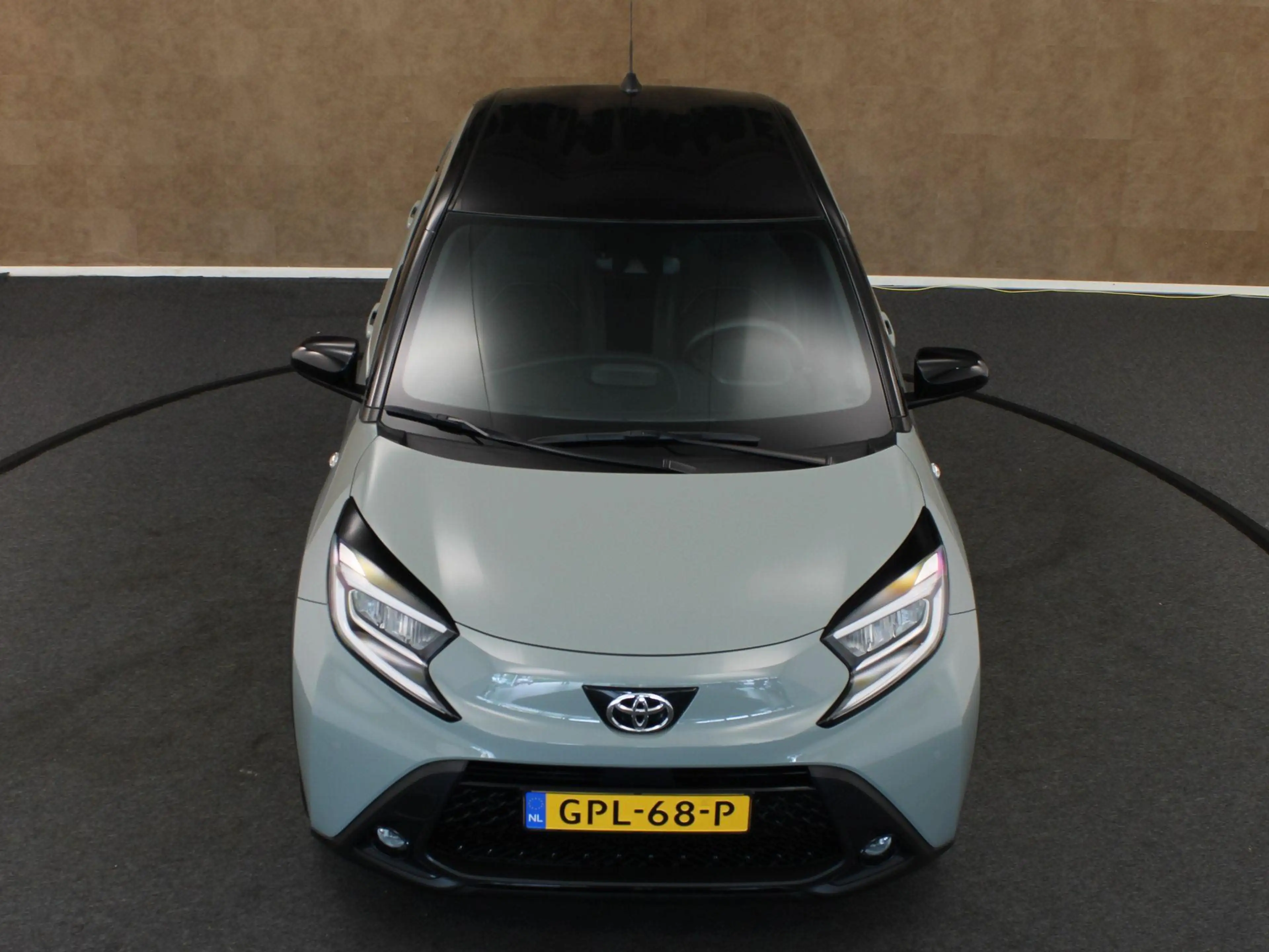 Toyota Aygo X 1.0 VVT-i S-CVT Premium ORIGINEEL NEDERLANDSE AUTO — photo 9