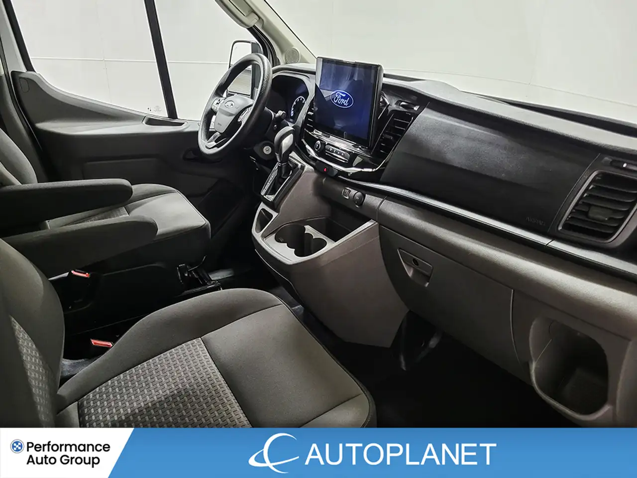 Ford Transit снимка Ford Transit