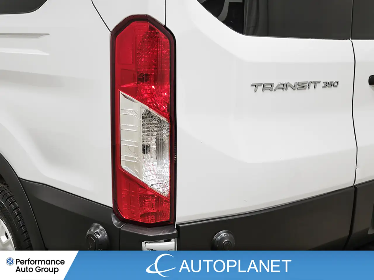 Ford Transit снимка Ford Transit