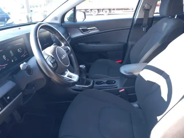 Kia Sportage view 12