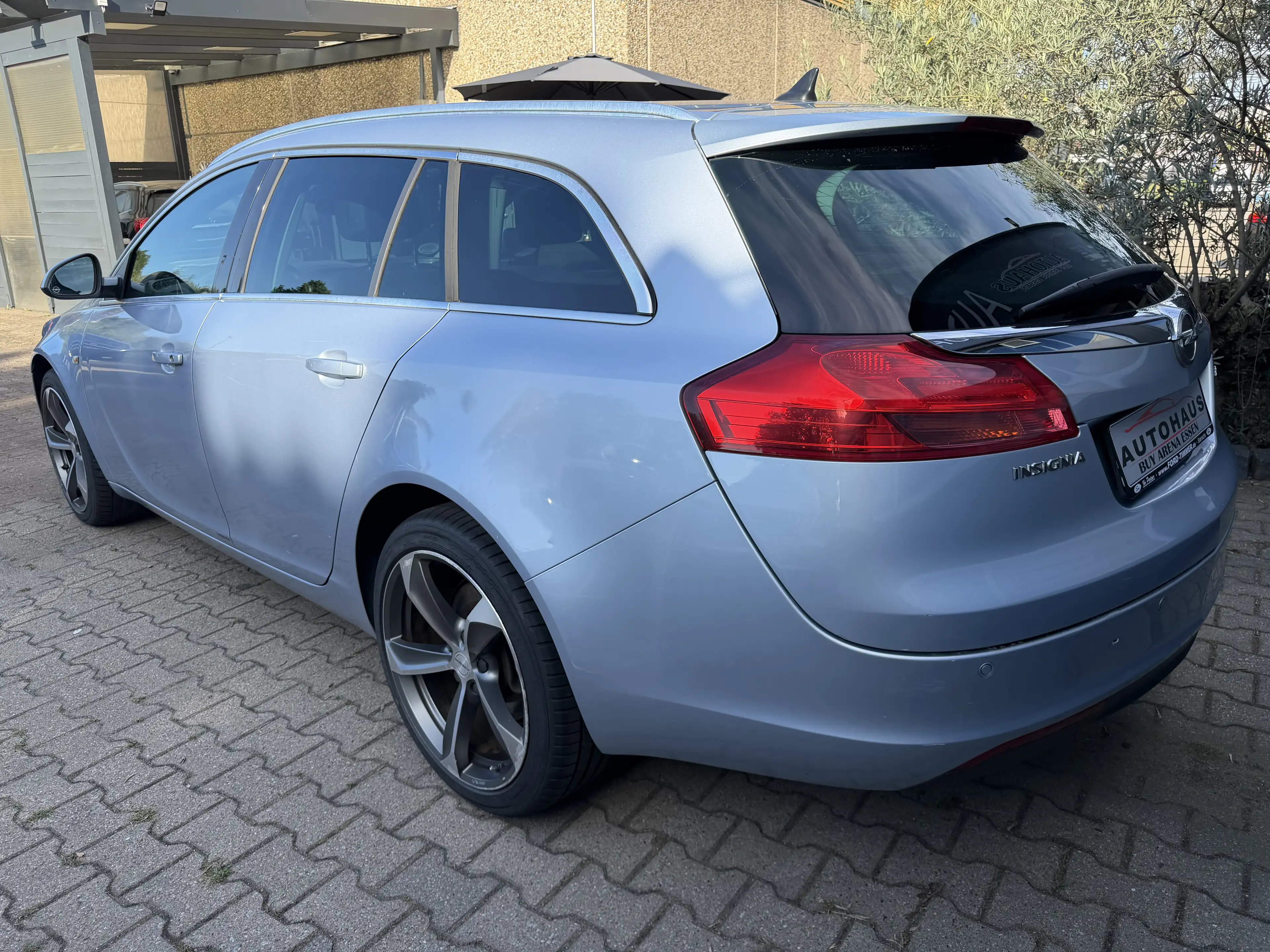 Opel Insignia Edition 2.0 CDTI Sports Tourer Automatik Top Gepfl — photo 2