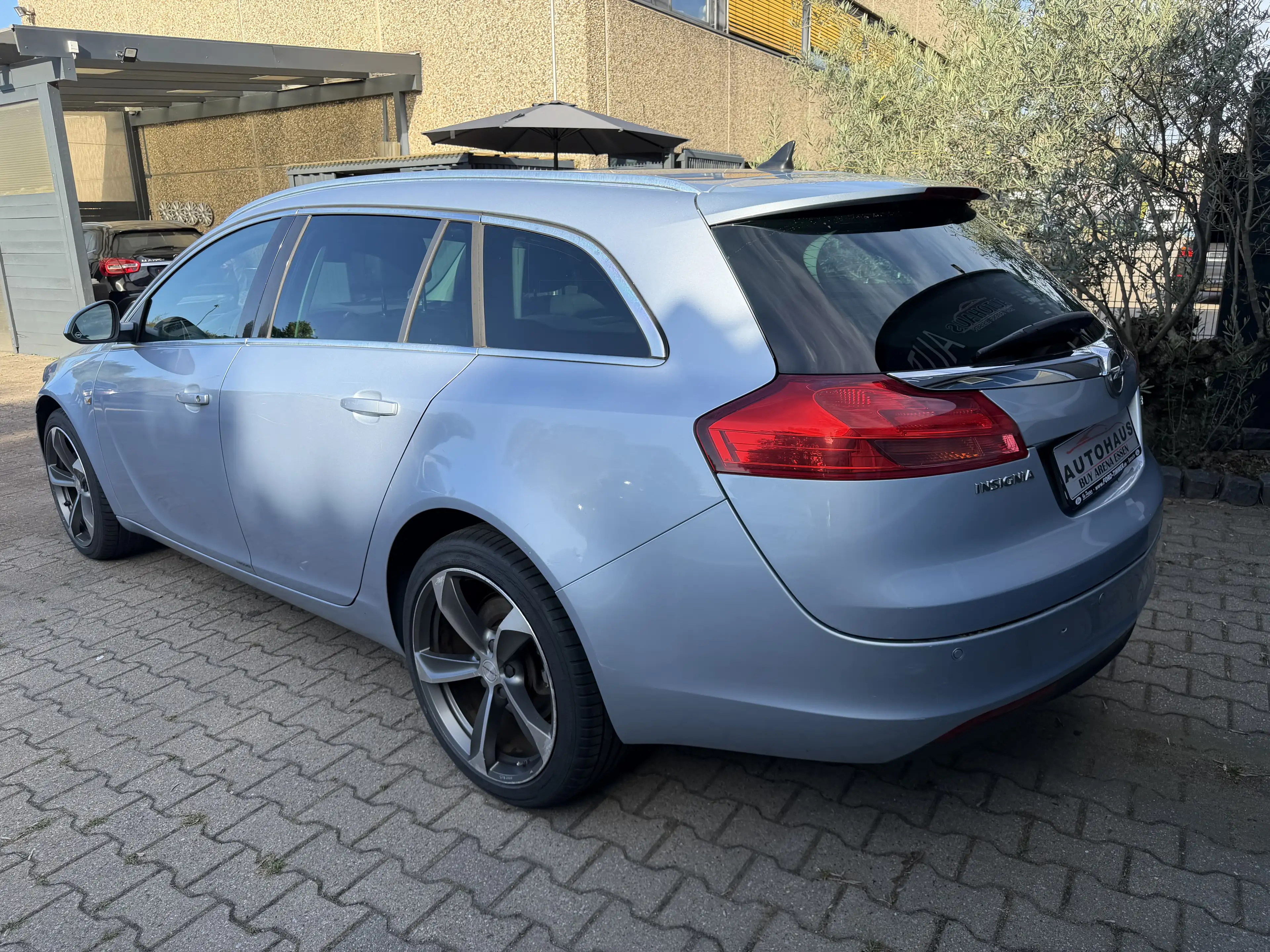 Opel Insignia Edition 2.0 CDTI Sports Tourer Automatik Top Gepfl — photo 12