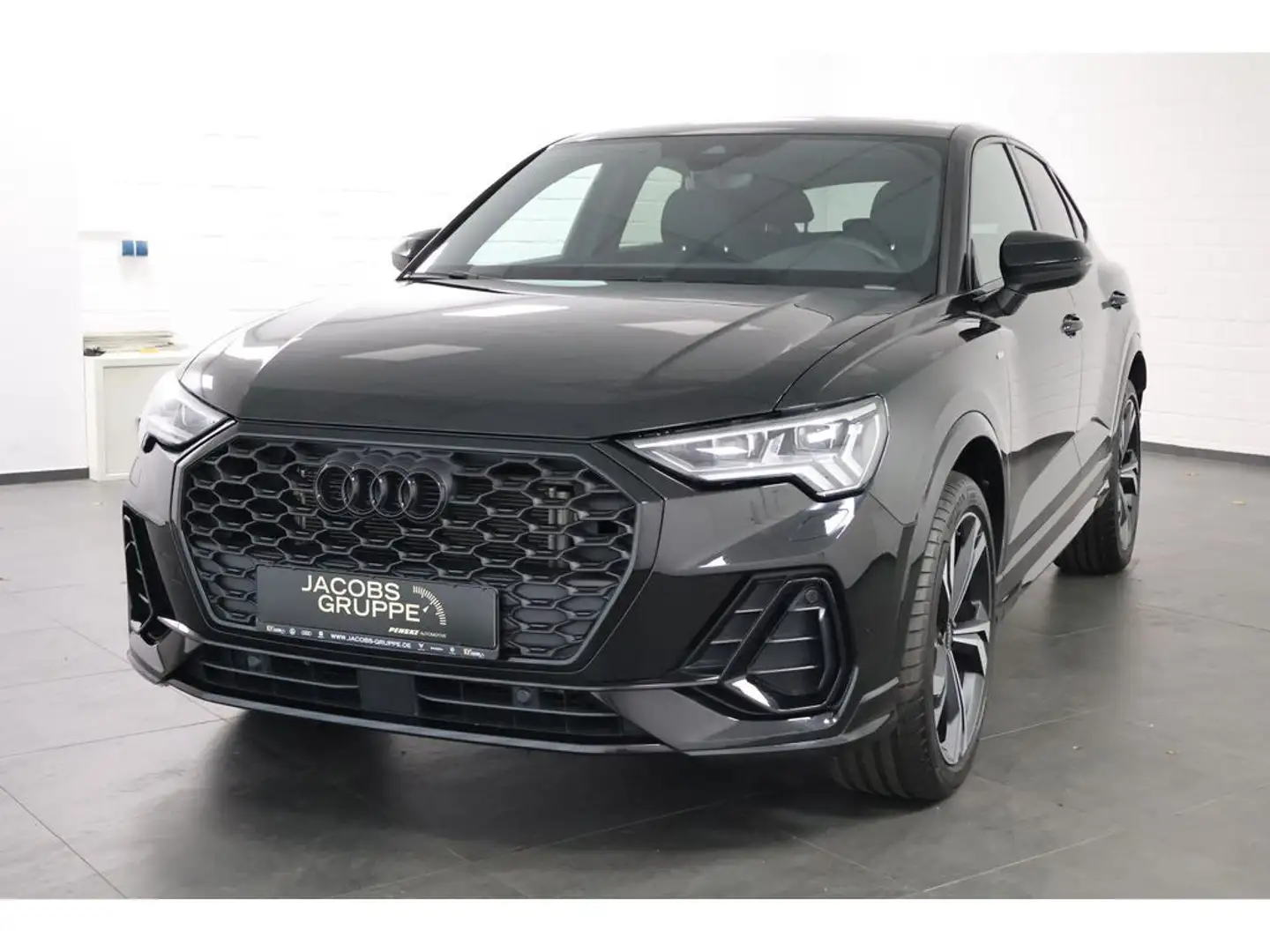 Audi Q3 Sportback 35 TDI S-line S-tronic,SHZ,Matri Schwarz - 2