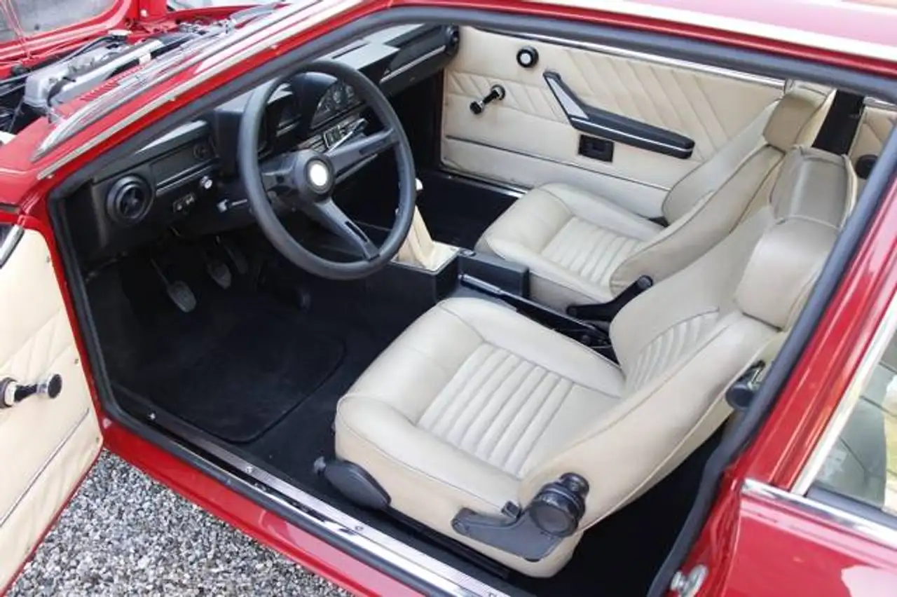 Alfa Romeo Alfetta 1.6, foto 3