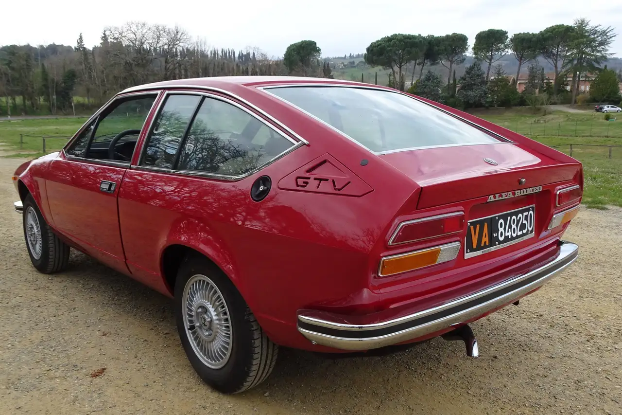 Alfa Romeo Alfetta 1.6, foto 2