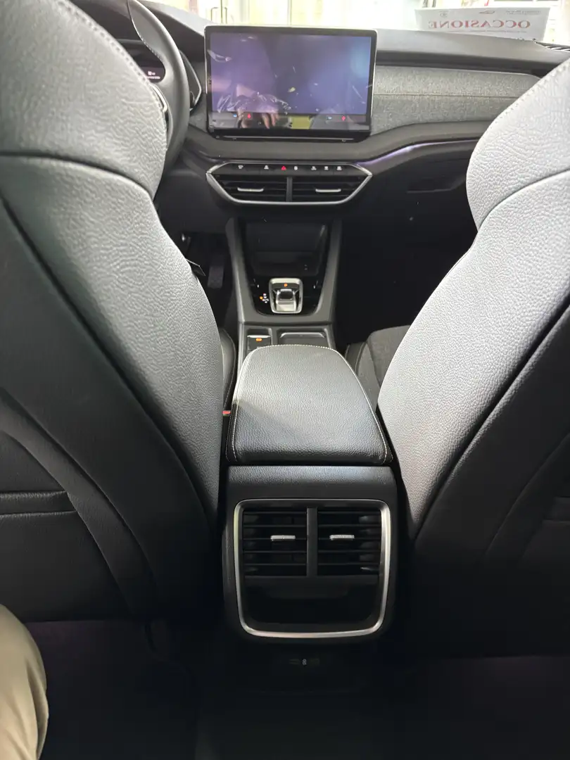 Skoda Octavia Octavia Wagon 2.0 tdi Style 150cv dsg Grijs - 2