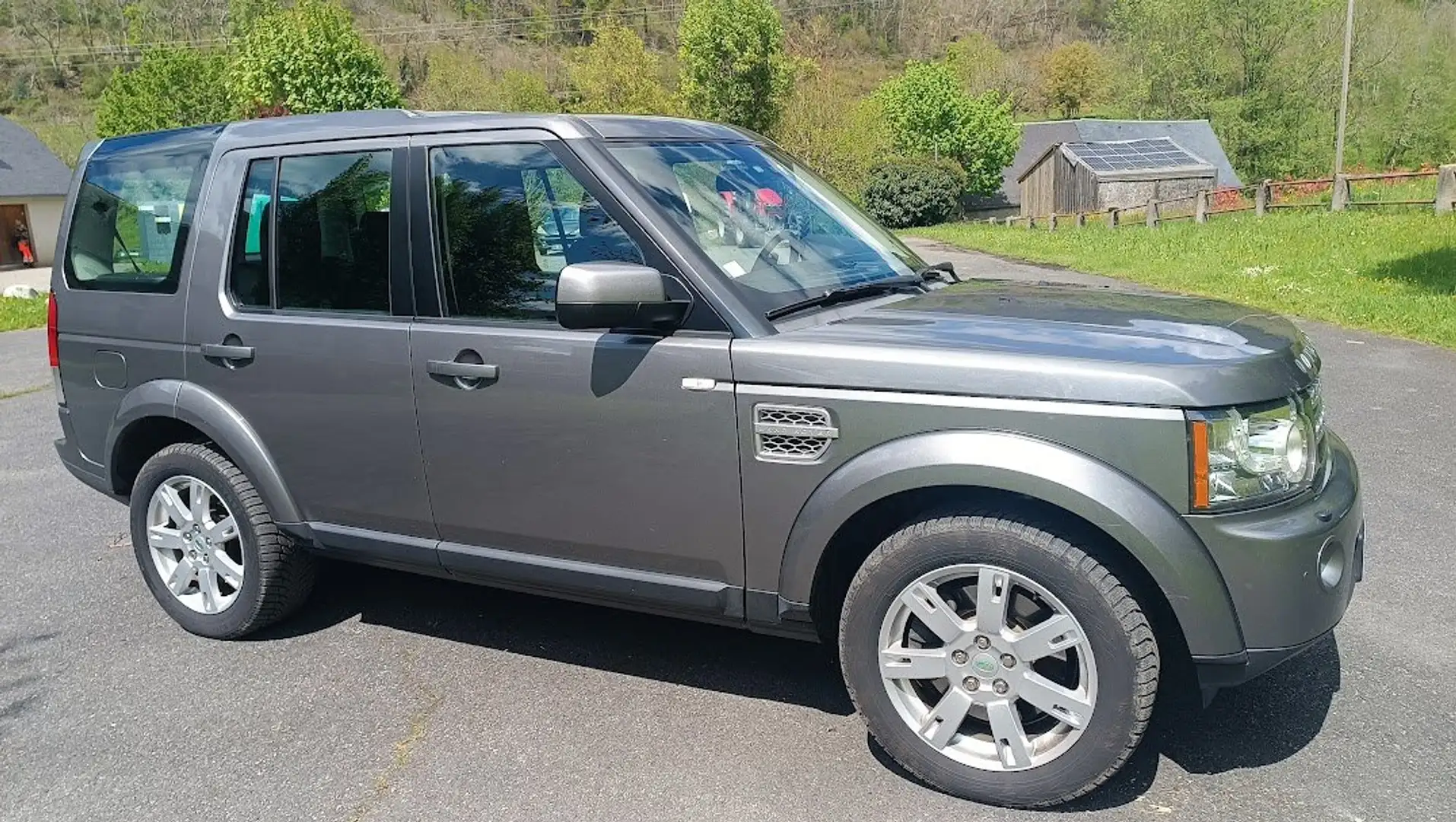 Land Rover Discovery Discovery 4 Mark II SDV6 3.0L 180kW SE A Gris - 2