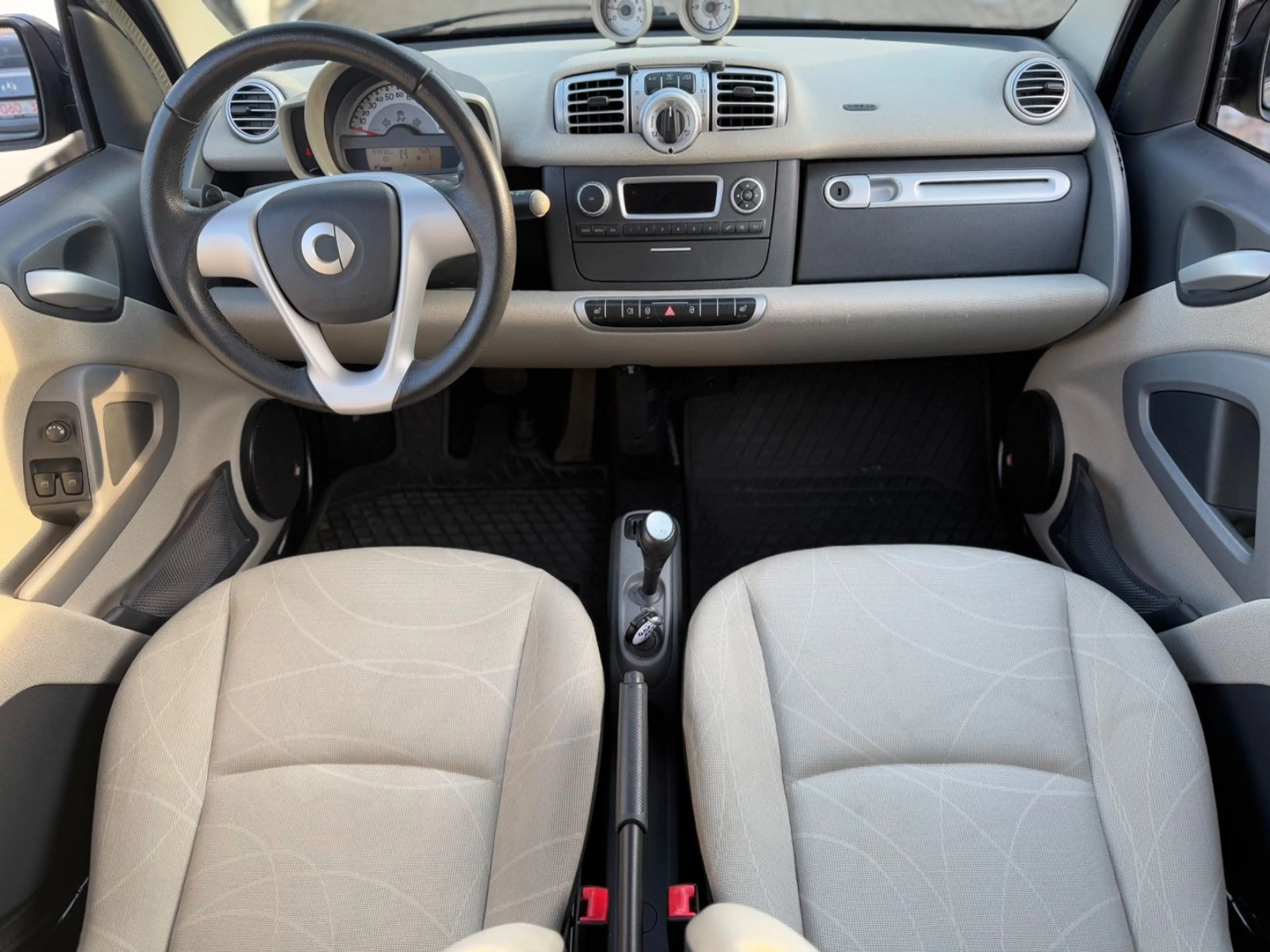smart forTwo *MHD*SERVO*KLIMA*AUTOMATIK*PANO* — photo 7
