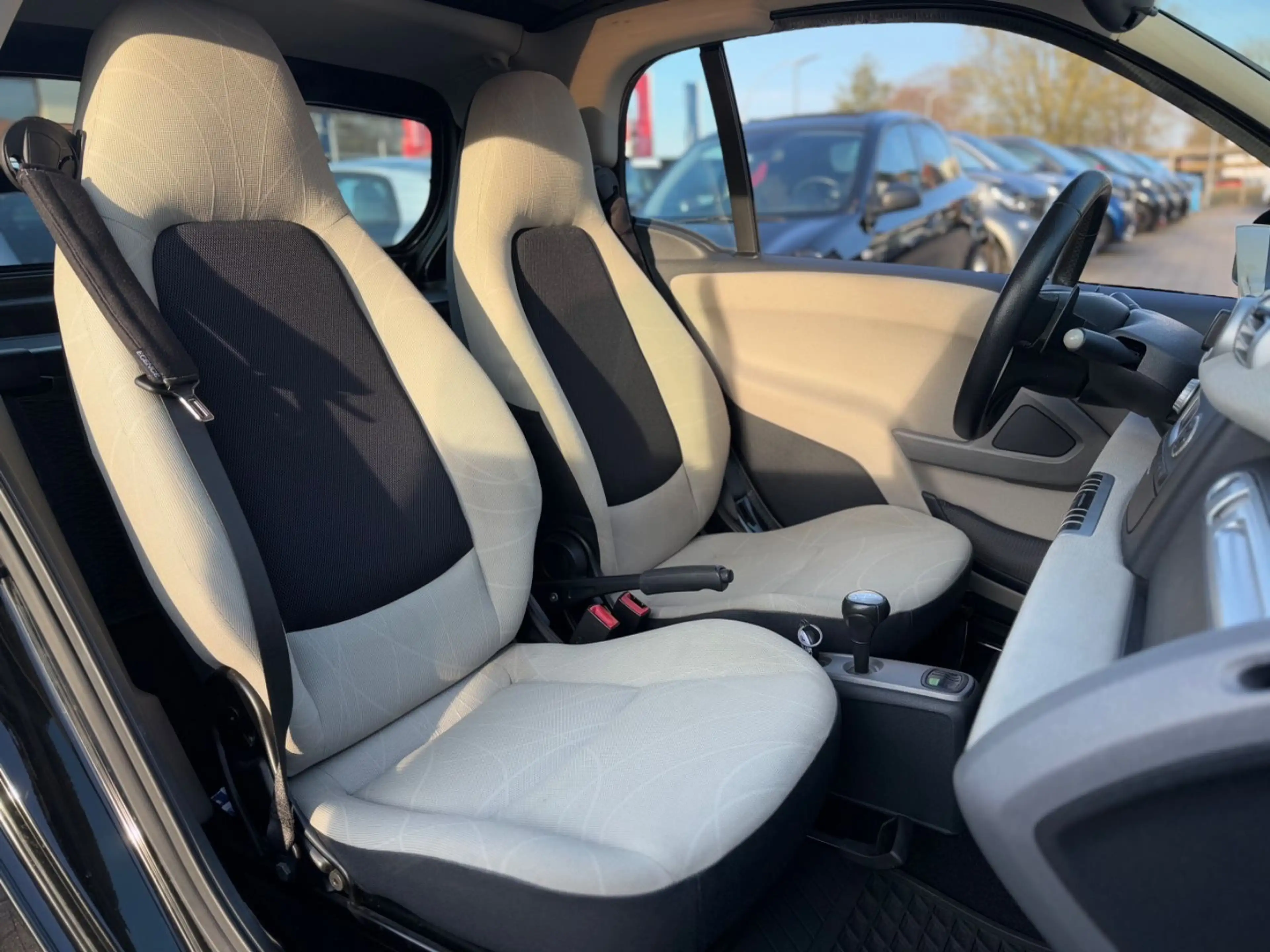 smart forTwo *MHD*SERVO*KLIMA*AUTOMATIK*PANO* — photo 12
