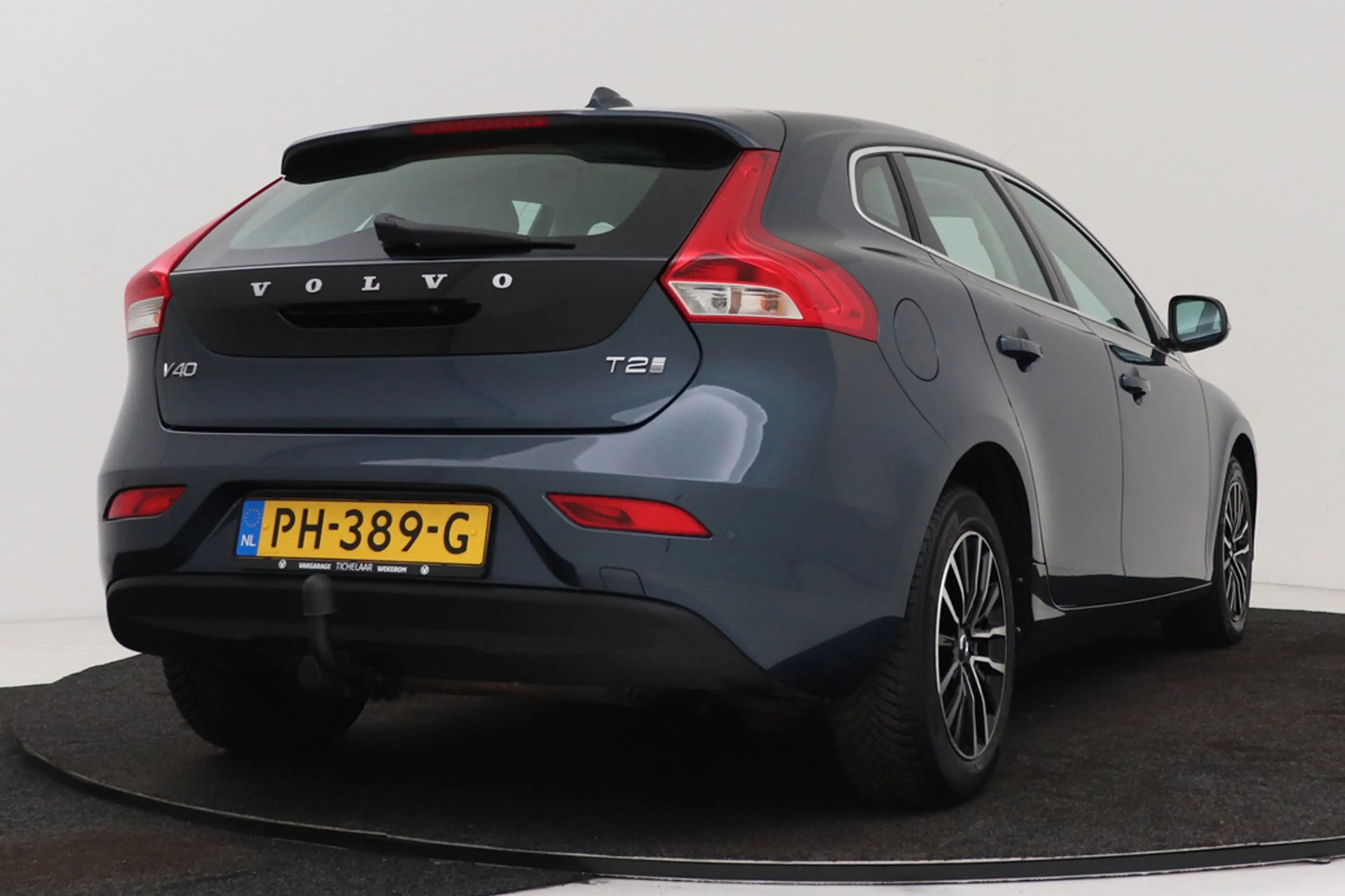 Volvo V40 1.5 T2 Nordic+ | Trekhaak | Panoramadak | Org NL | — photo 10