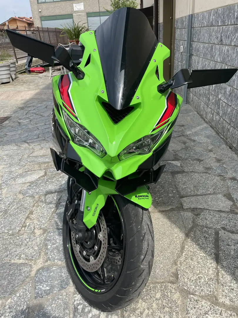 Kawasaki Ninja ZX-4RR - 2