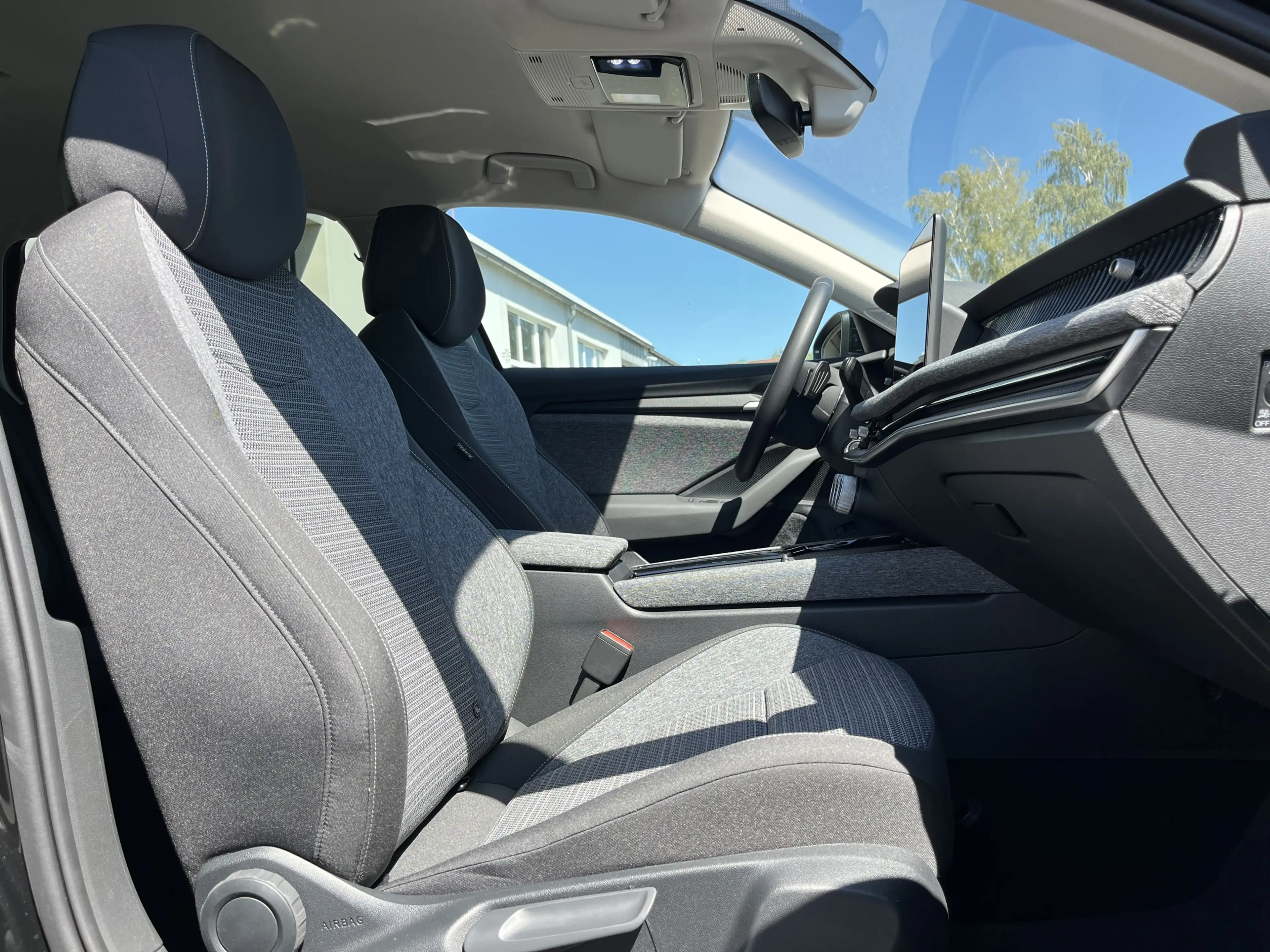Skoda Superb Combi 2.0 TSI DSG Selection 213€ m.20% Anz. AHK — photo 14