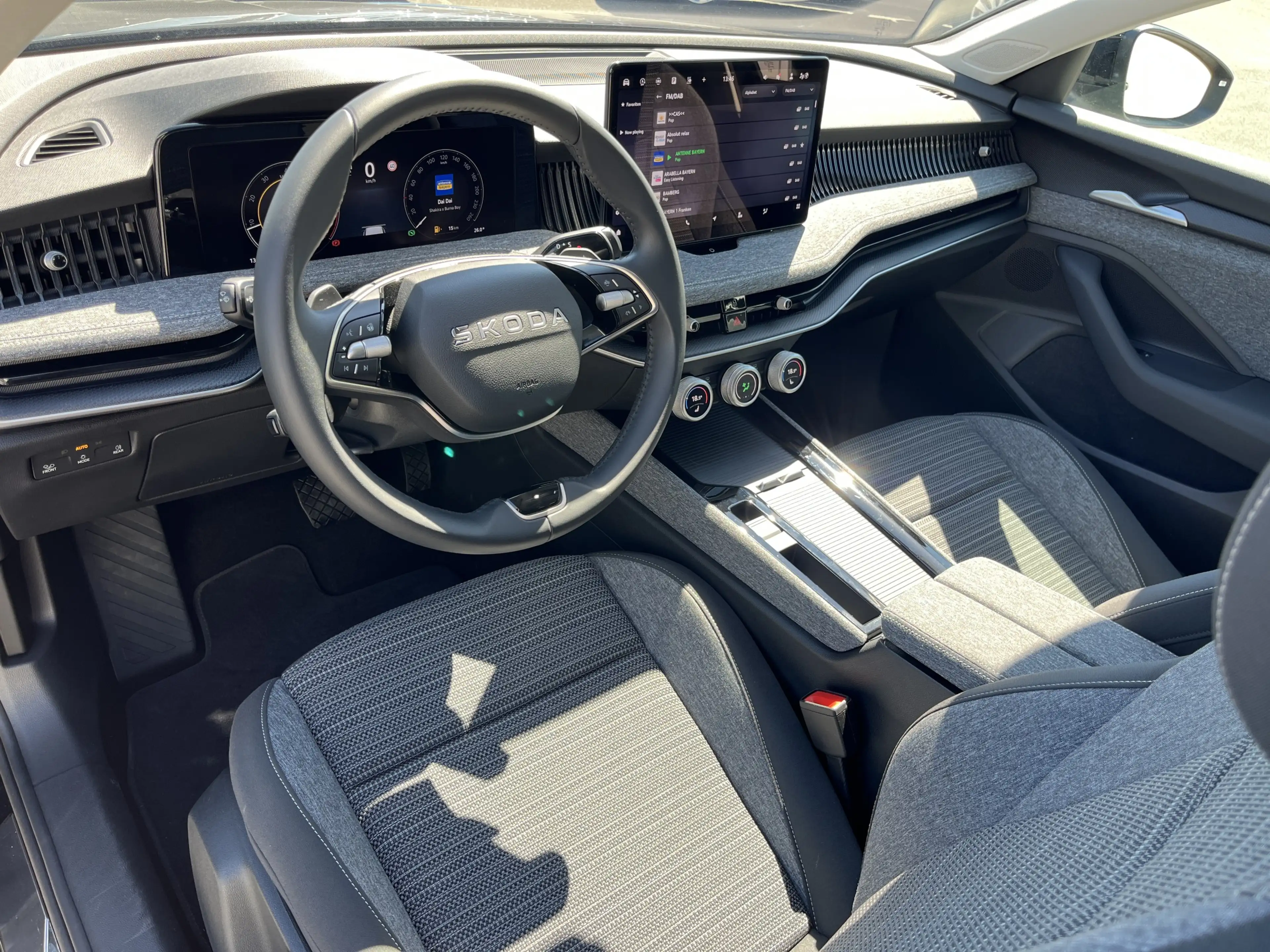 Skoda Superb Combi 2.0 TSI DSG Selection 213€ m.20% Anz. AHK — photo 11