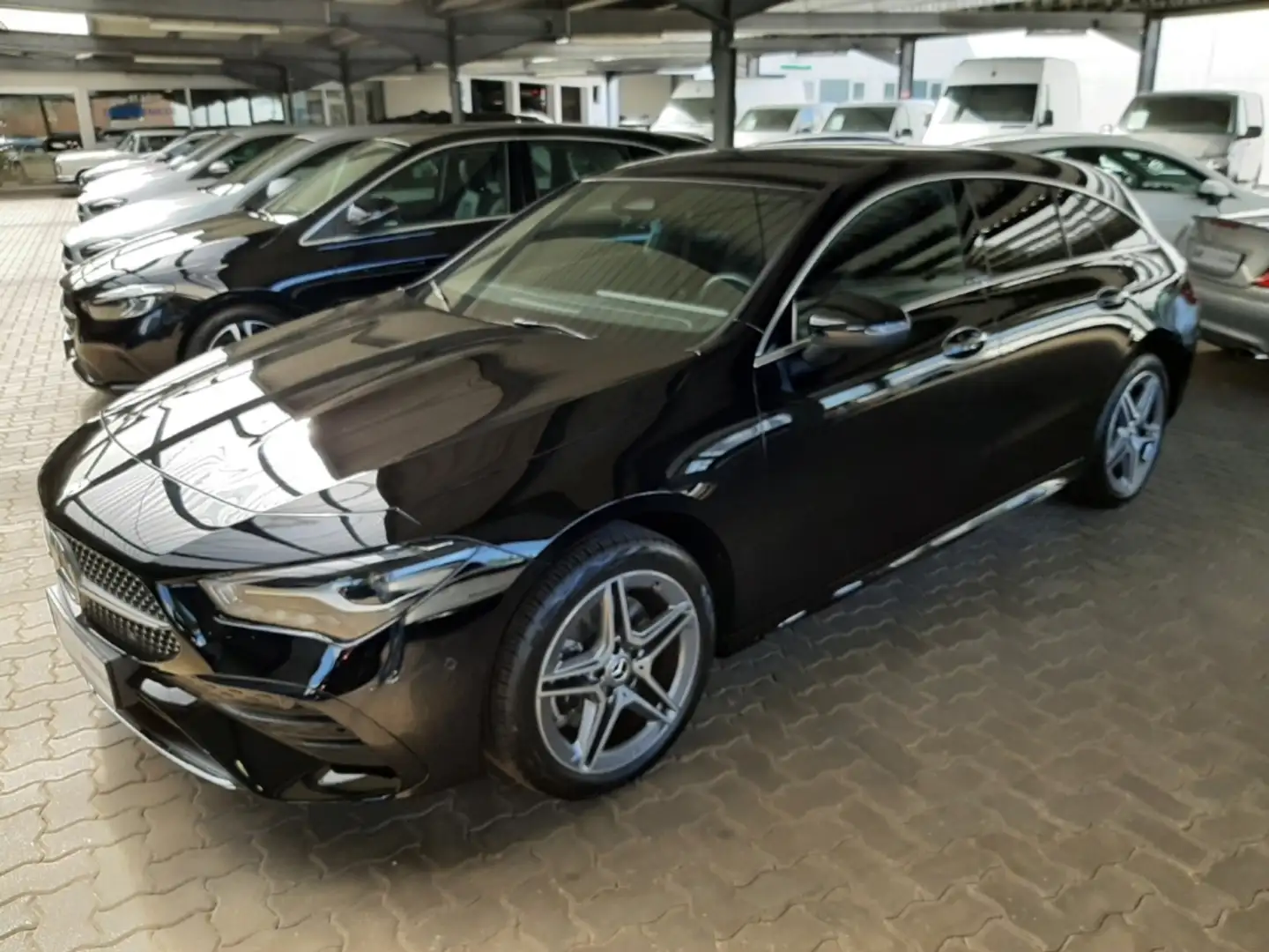Mercedes-Benz CLA 250 e AMG Line NP 62.314,- Noir - 1