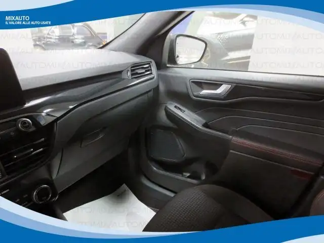 Ford Kuga view 10