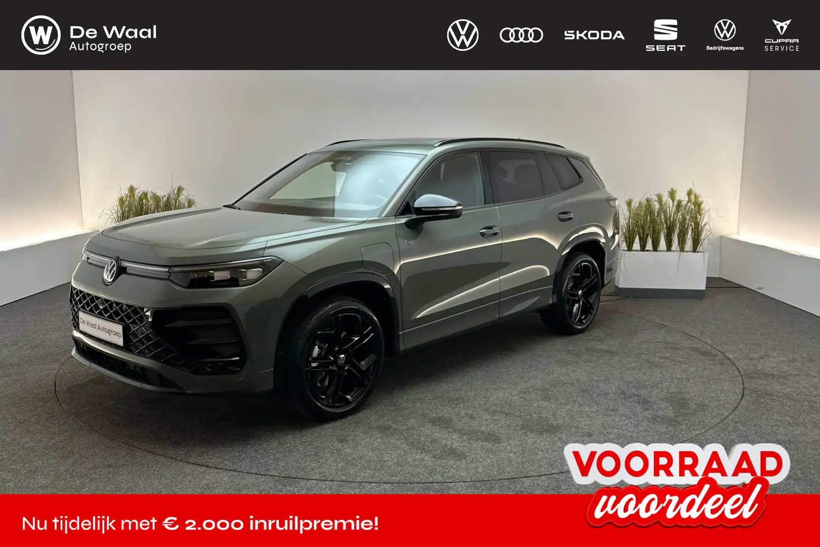 Volkswagen Tayron R-Line-Edition 1.5 eHybrid DSG Groen - 1