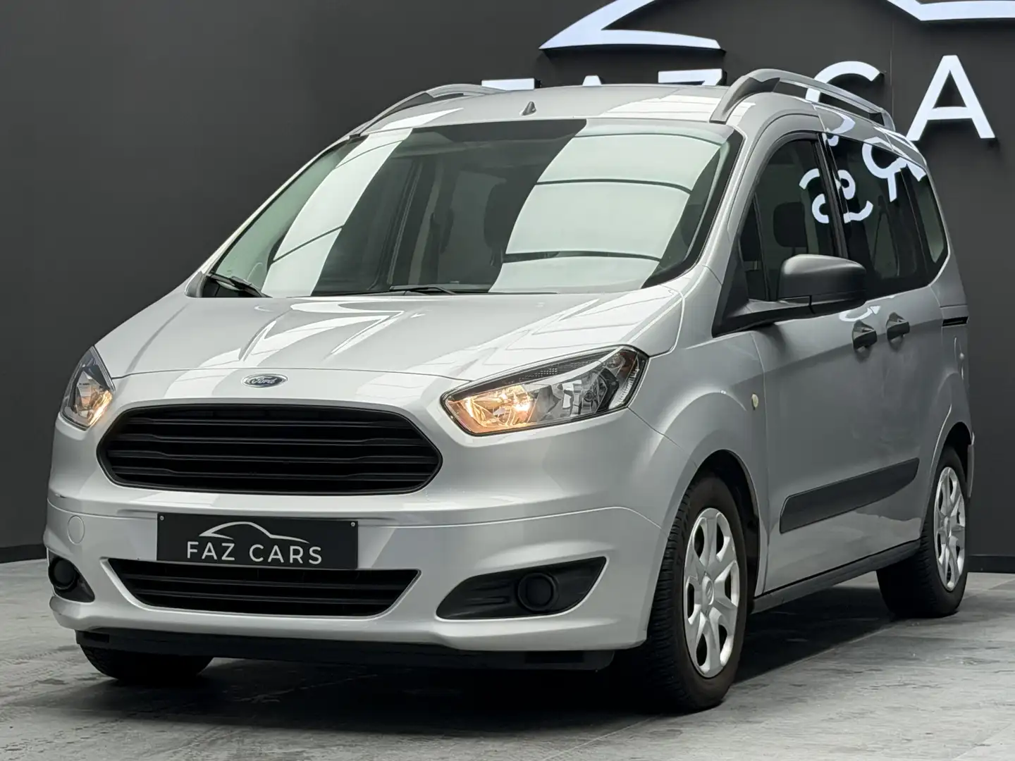 Ford Tourneo Courier 1.0 EcoBoost * 1ER PROP + CLIM + GARANTIE * Zilver - 2