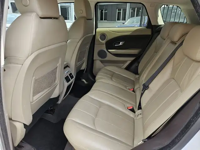 Land Rover Range Rover Evoque view 9