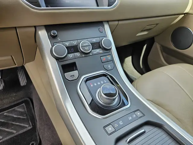 Land Rover Range Rover Evoque view 14