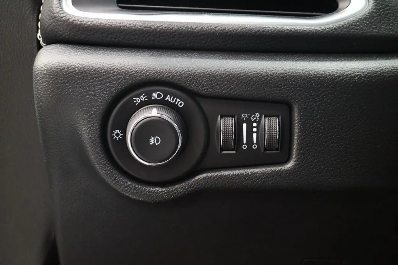 Chrysler Pacifica fotografie Chrysler Pacifica