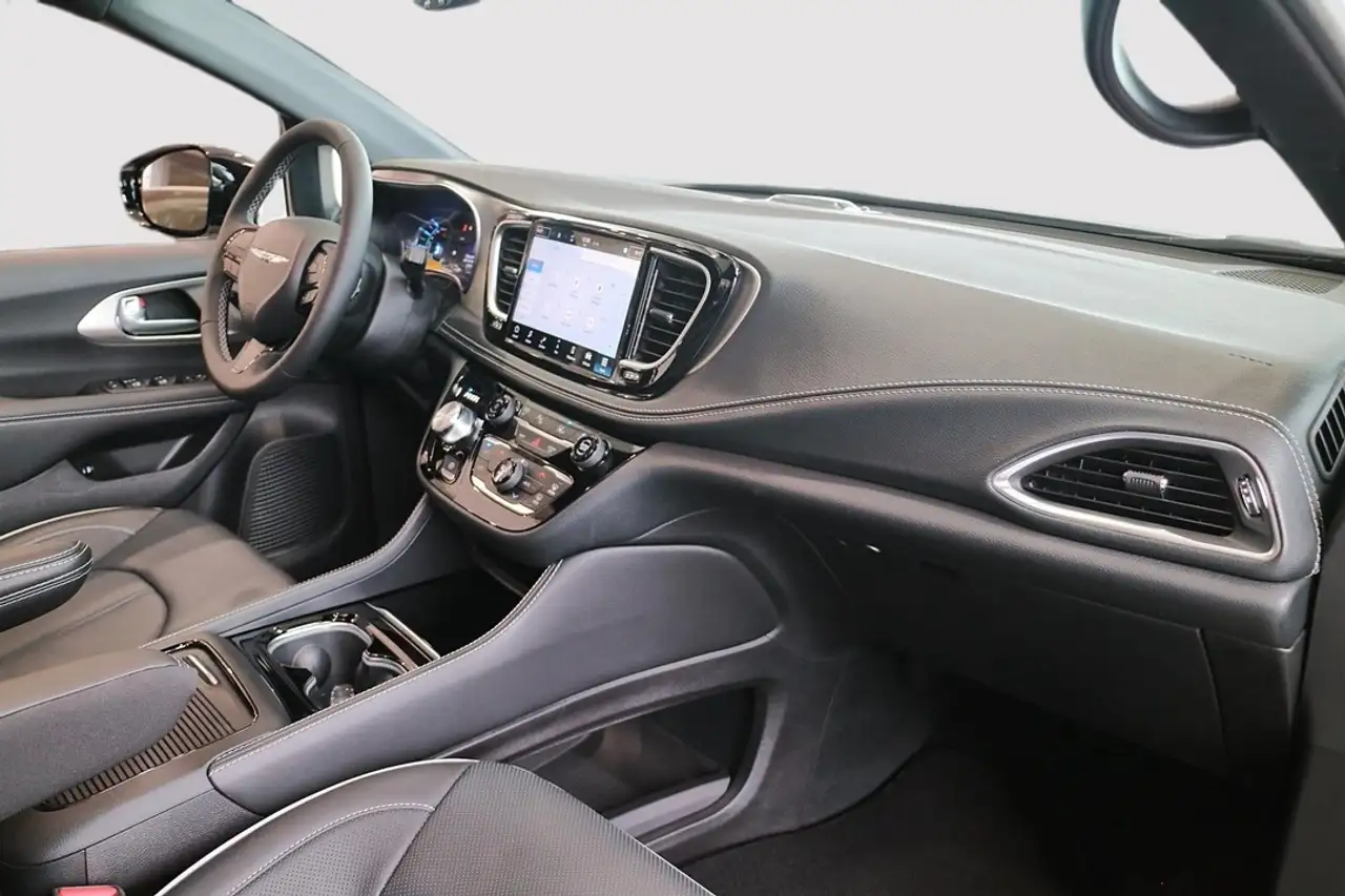 Chrysler Pacifica fotografie Chrysler Pacifica