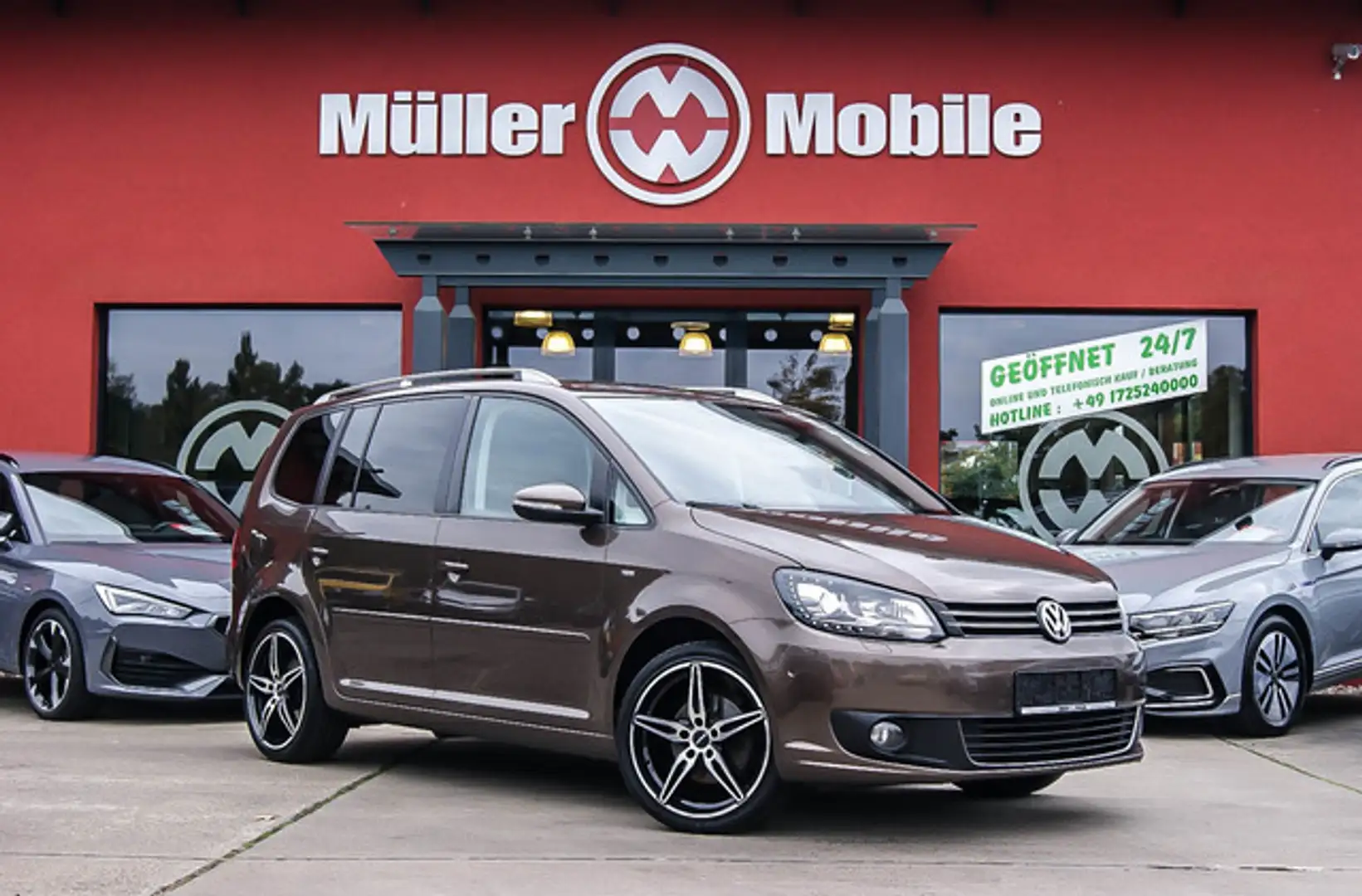Volkswagen Touran 16TDI Cup BI-XENON 7-SITZE SITZG PARKLENK Brun - 1