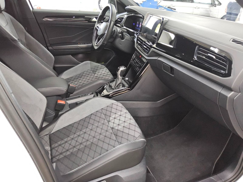Volkswagen T-Roc 1.5 TSI R-Line*BeatsAudio*LED-Matrix* — photo 7