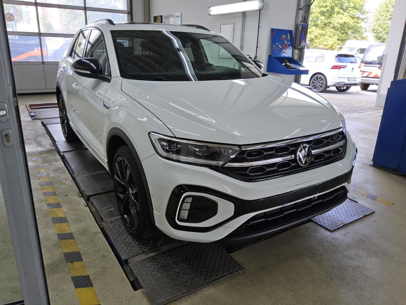 Volkswagen T-Roc 1.5 TSI R-Line*BeatsAudio*LED-Matrix* — photo 3