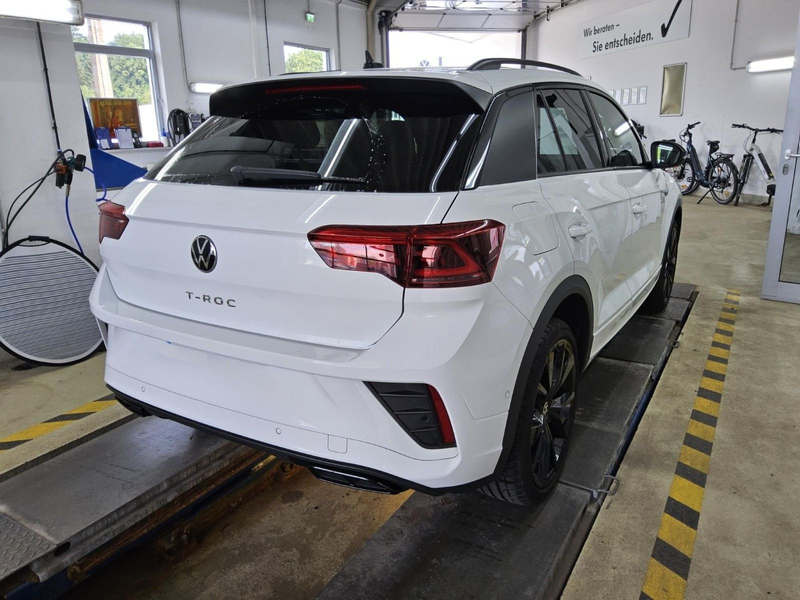 Volkswagen T-Roc 1.5 TSI R-Line*BeatsAudio*LED-Matrix* — photo 4